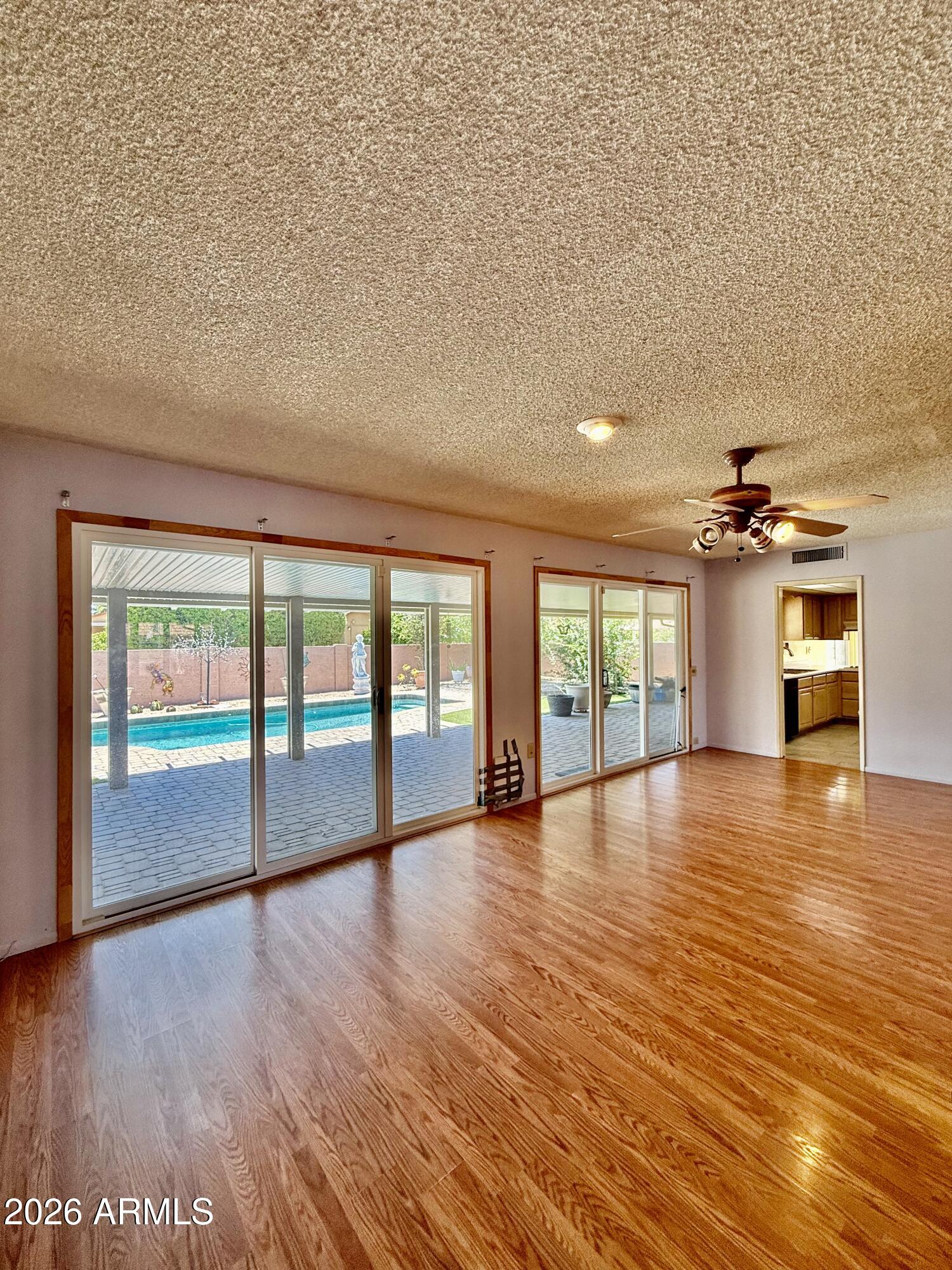 SUN CITY 33 - Residential