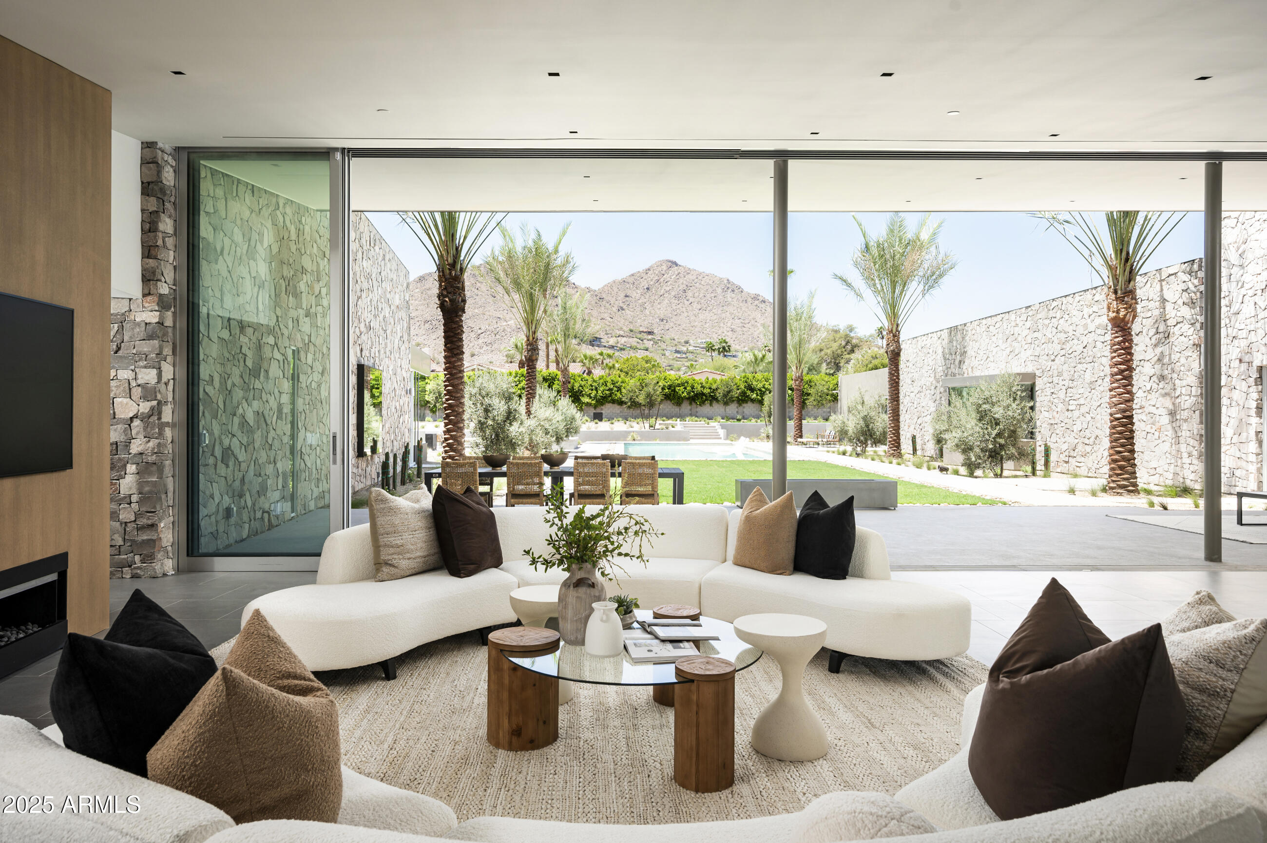 CAMELBACK LANDS - Residential