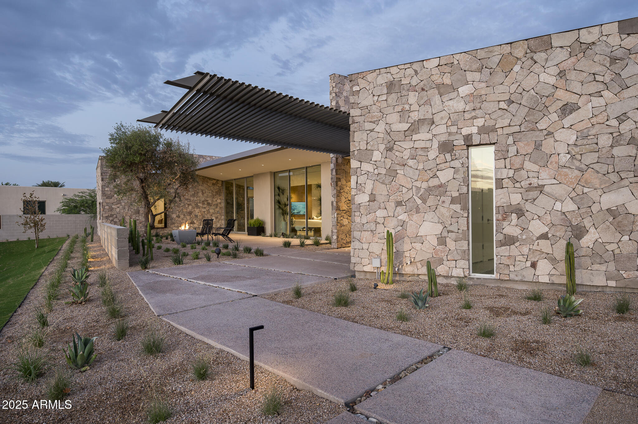 CAMELBACK LANDS - Residential