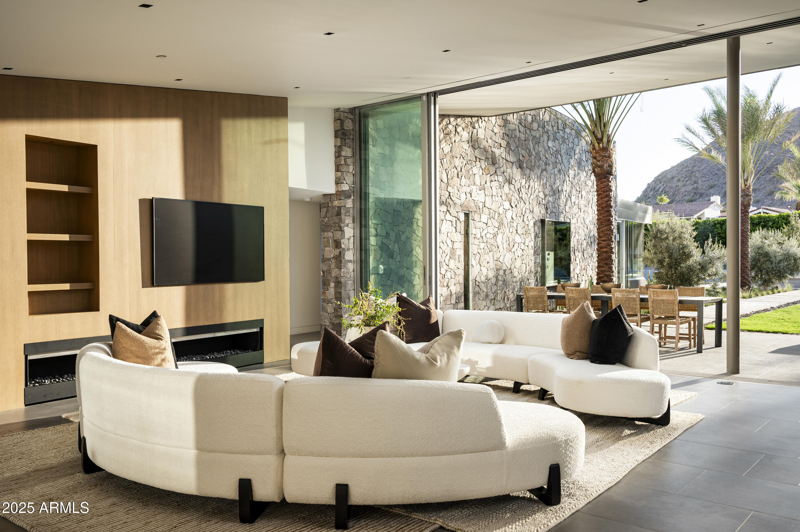 CAMELBACK LANDS - Residential