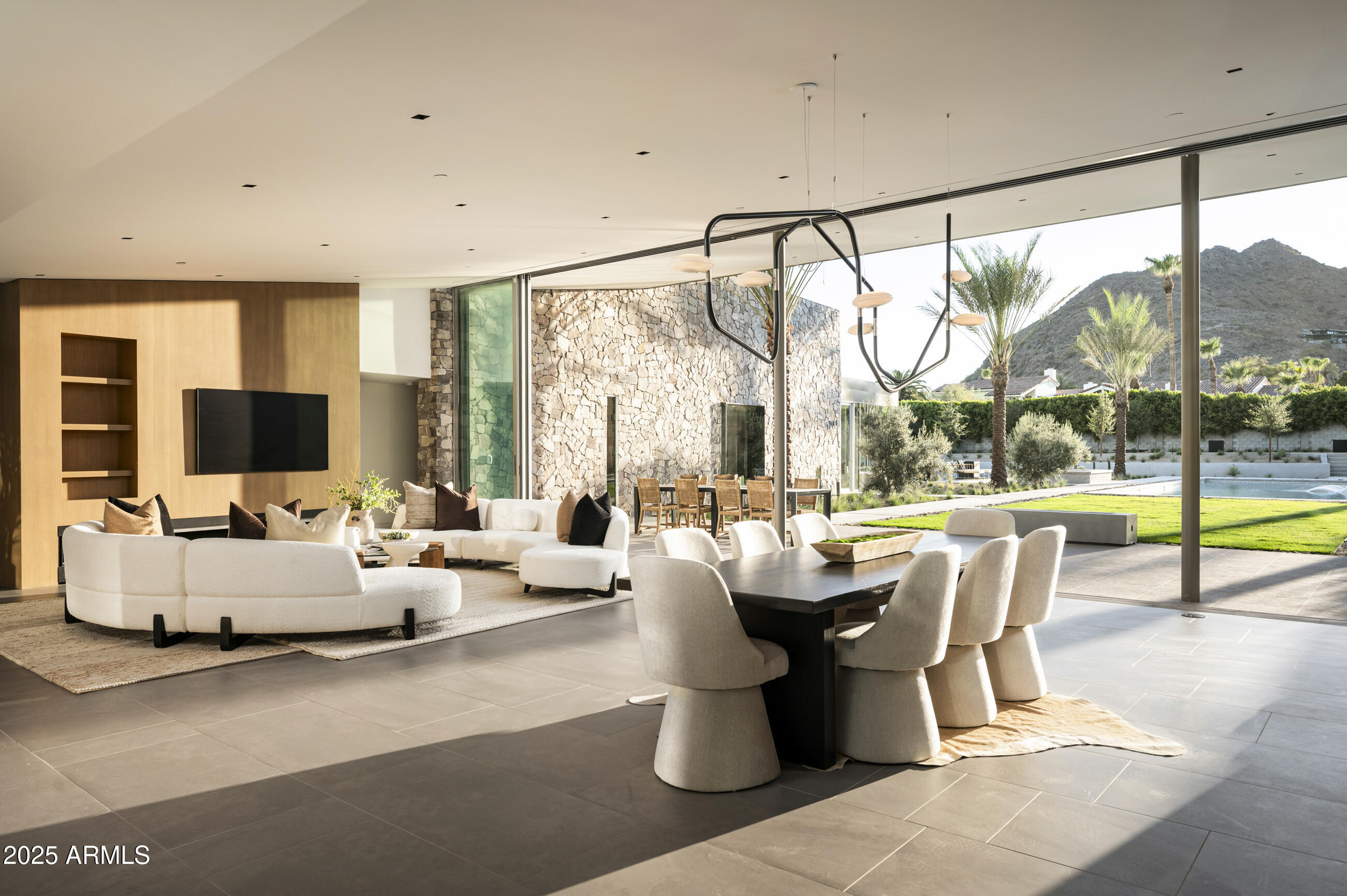 CAMELBACK LANDS - Residential