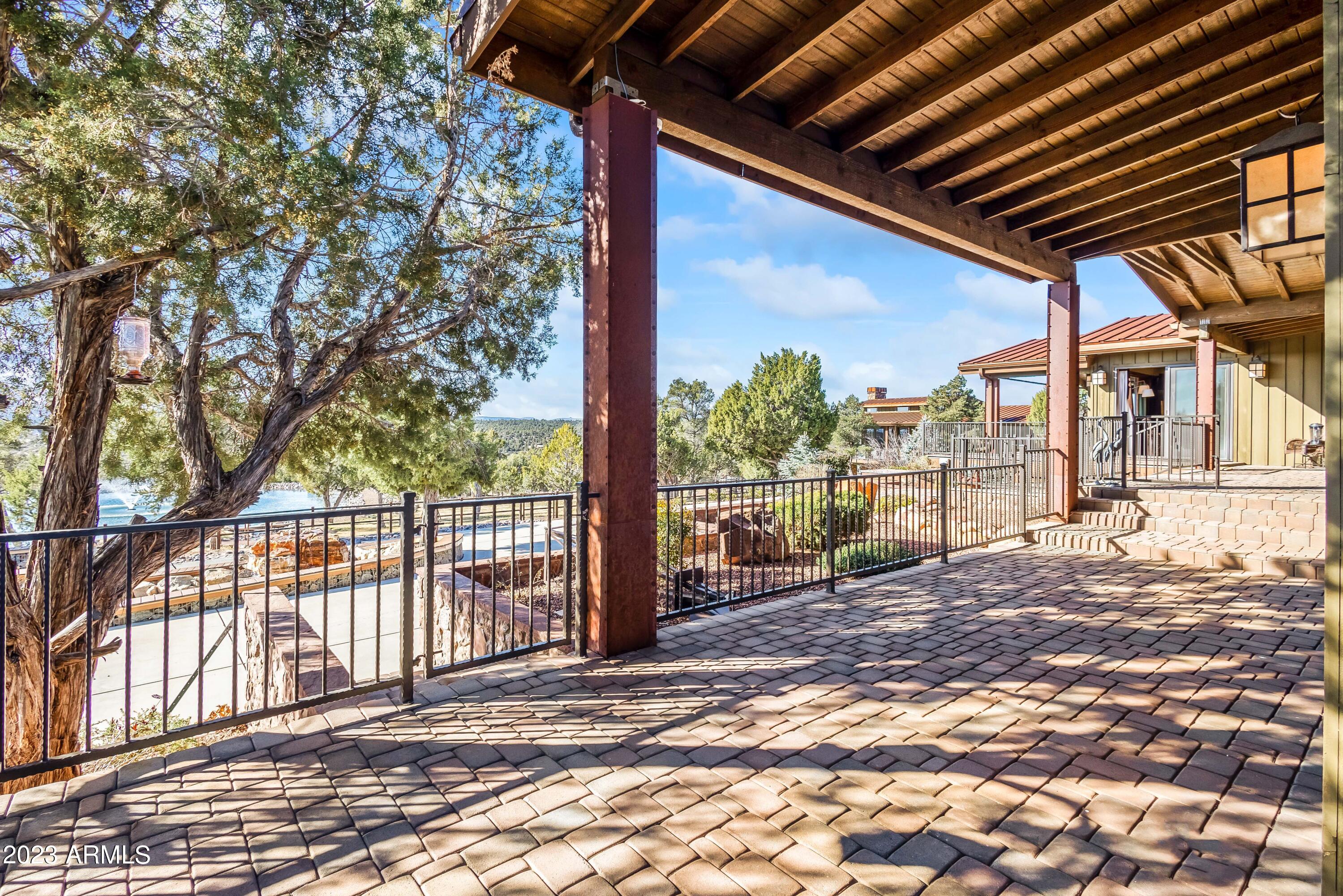 LAS VEGAS RANCH ESTATES - Residential