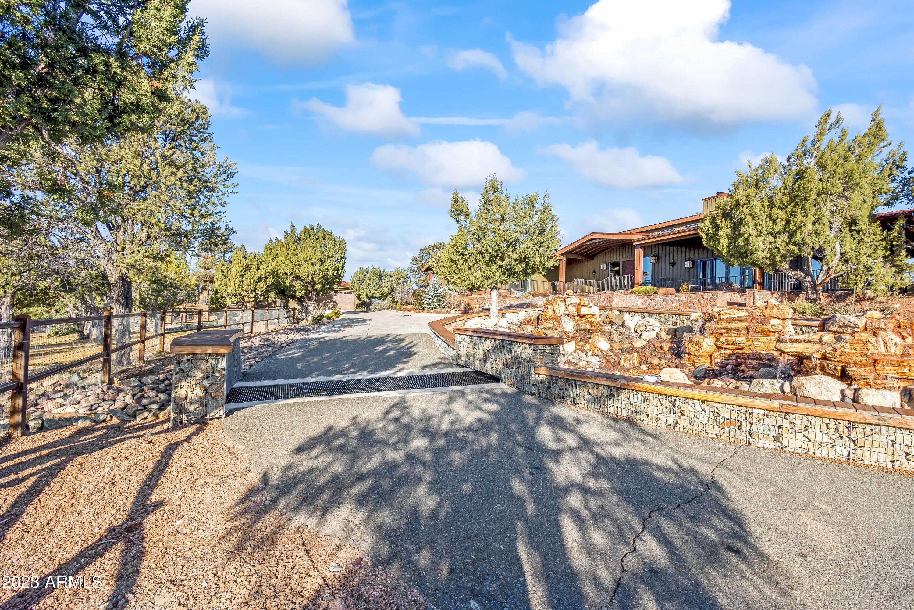 LAS VEGAS RANCH ESTATES - Residential