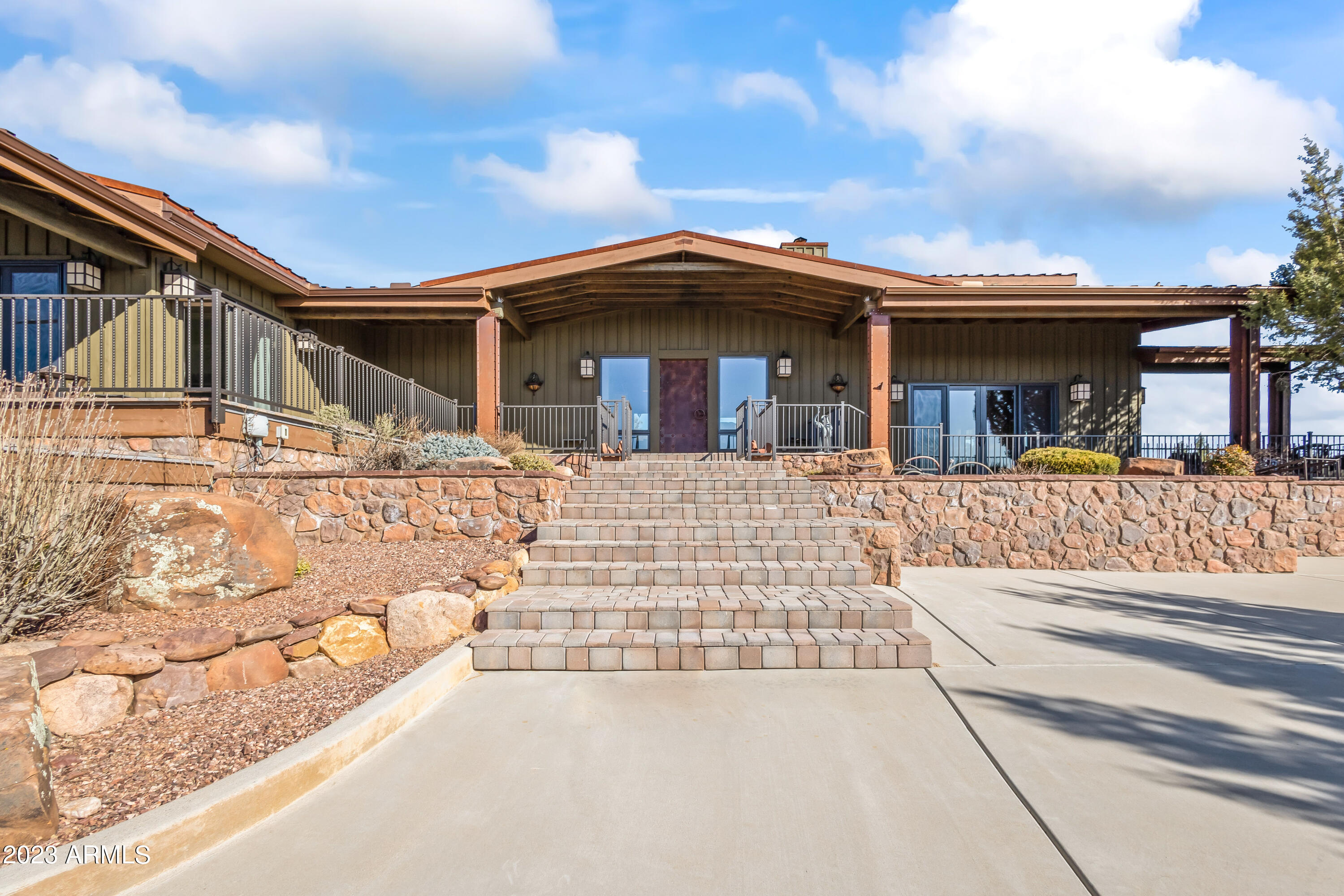 LAS VEGAS RANCH ESTATES - Residential