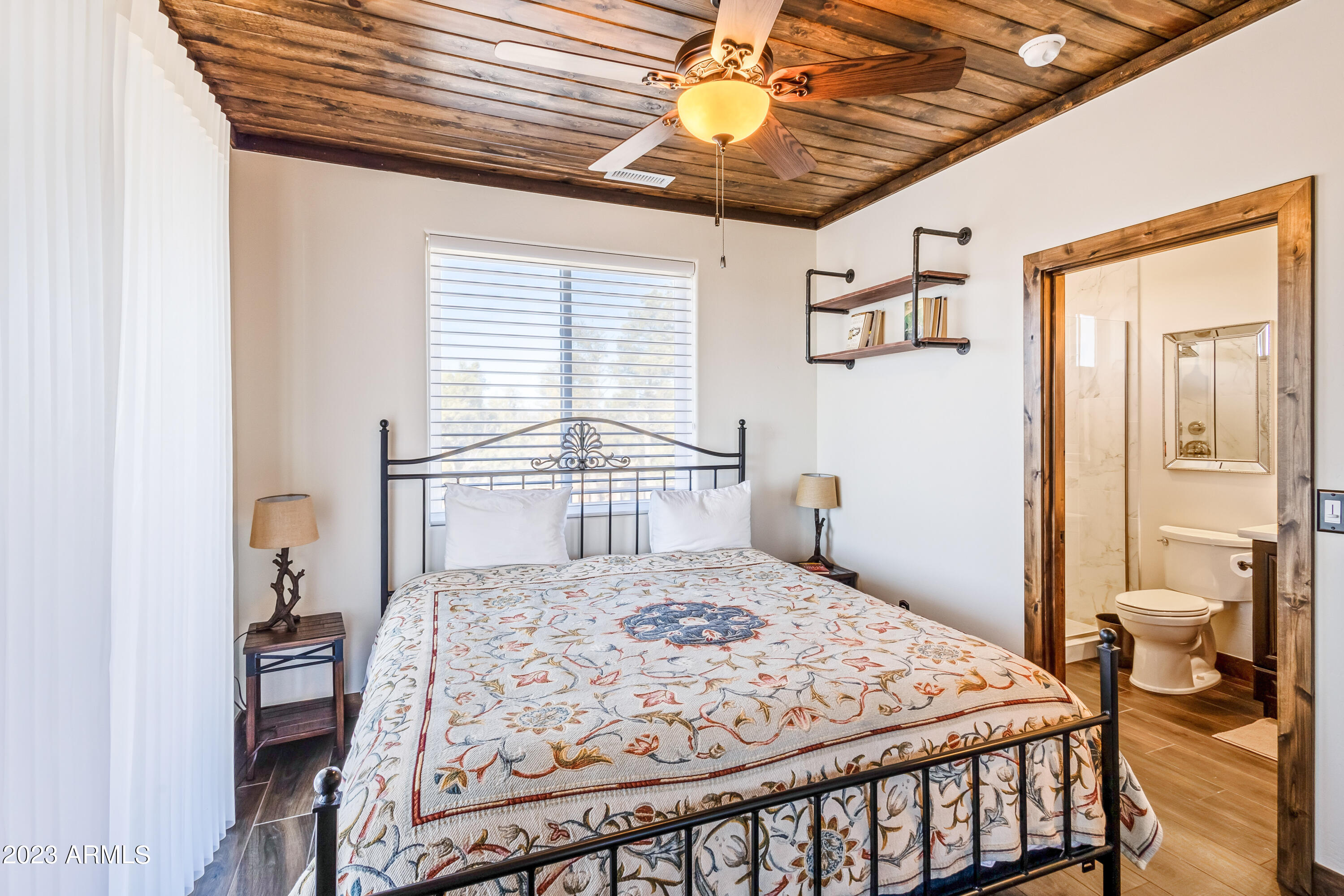 LAS VEGAS RANCH ESTATES - Residential