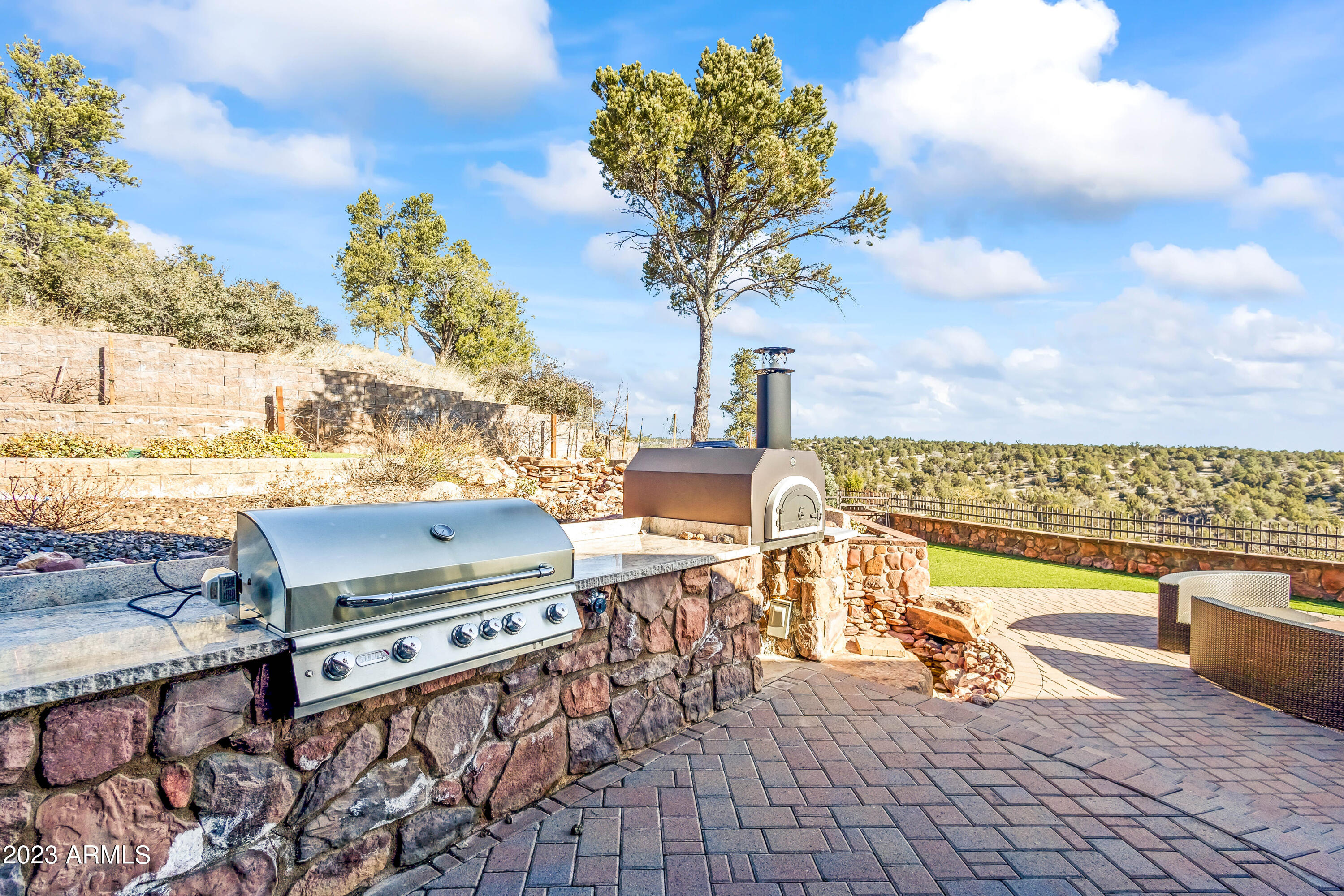 LAS VEGAS RANCH ESTATES - Residential