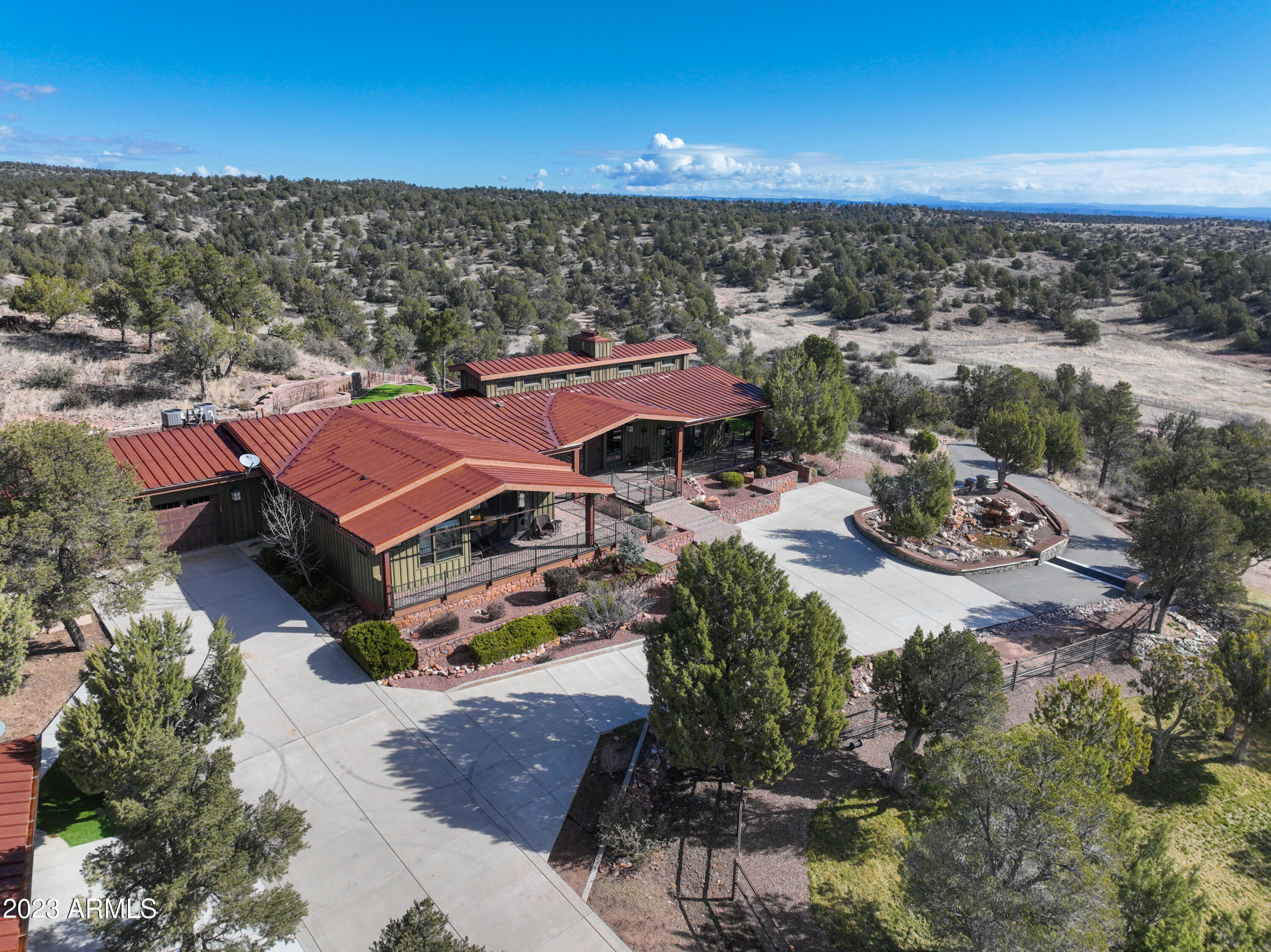 LAS VEGAS RANCH ESTATES - Residential