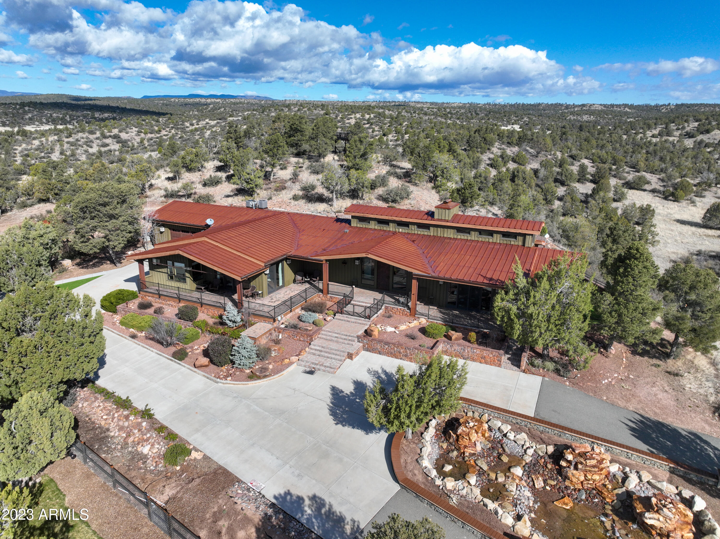 LAS VEGAS RANCH ESTATES - Residential