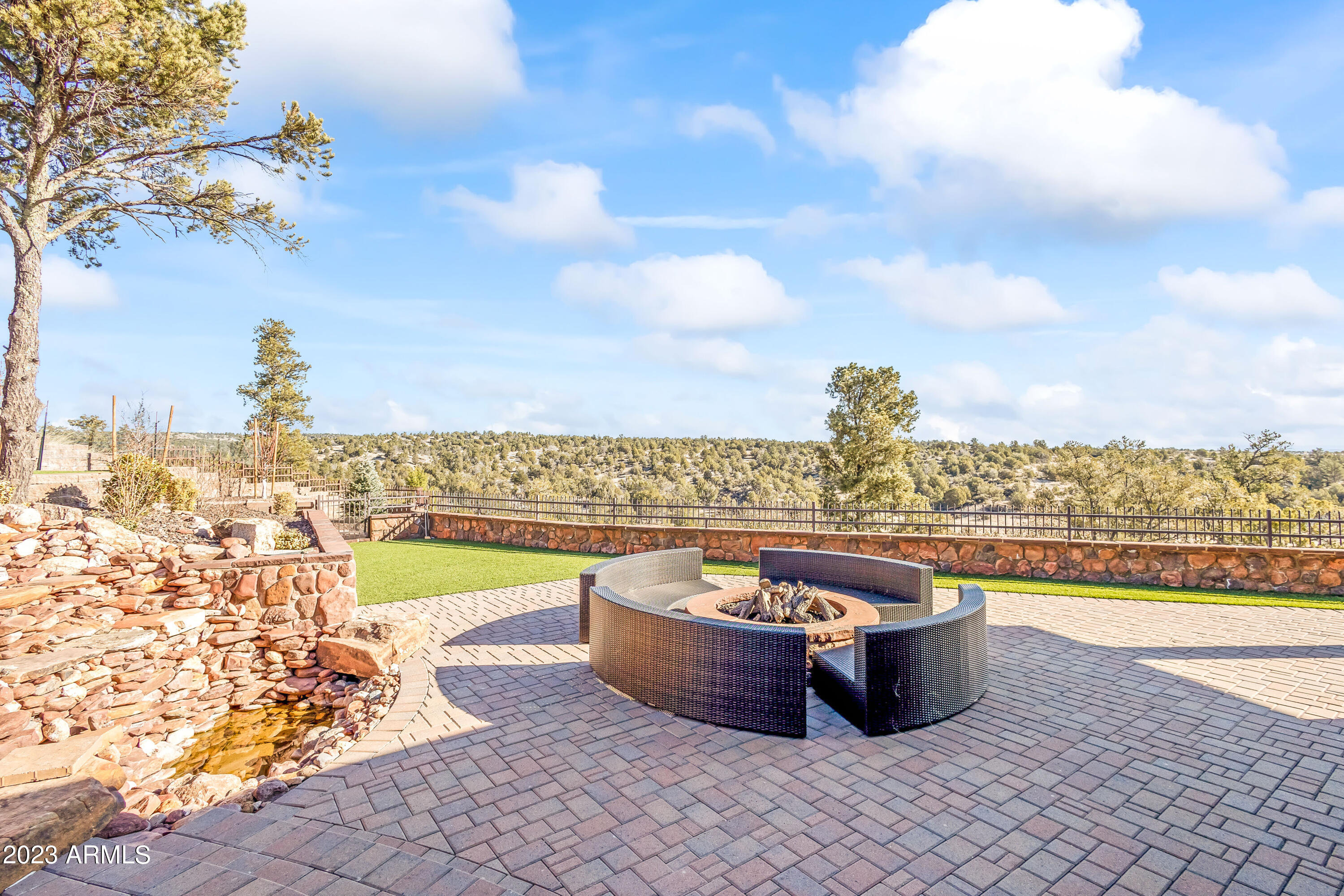 LAS VEGAS RANCH ESTATES - Residential