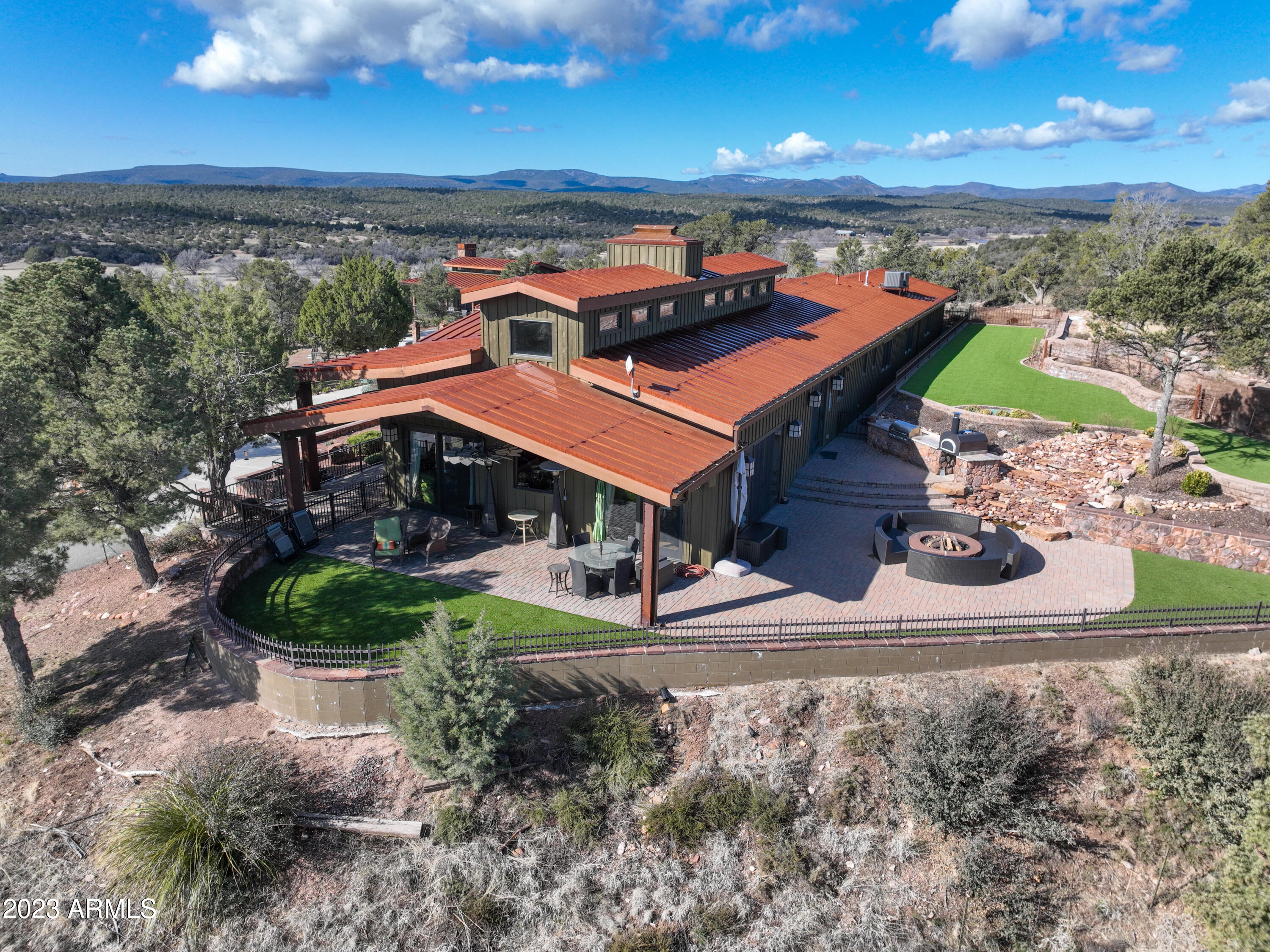LAS VEGAS RANCH ESTATES - Residential