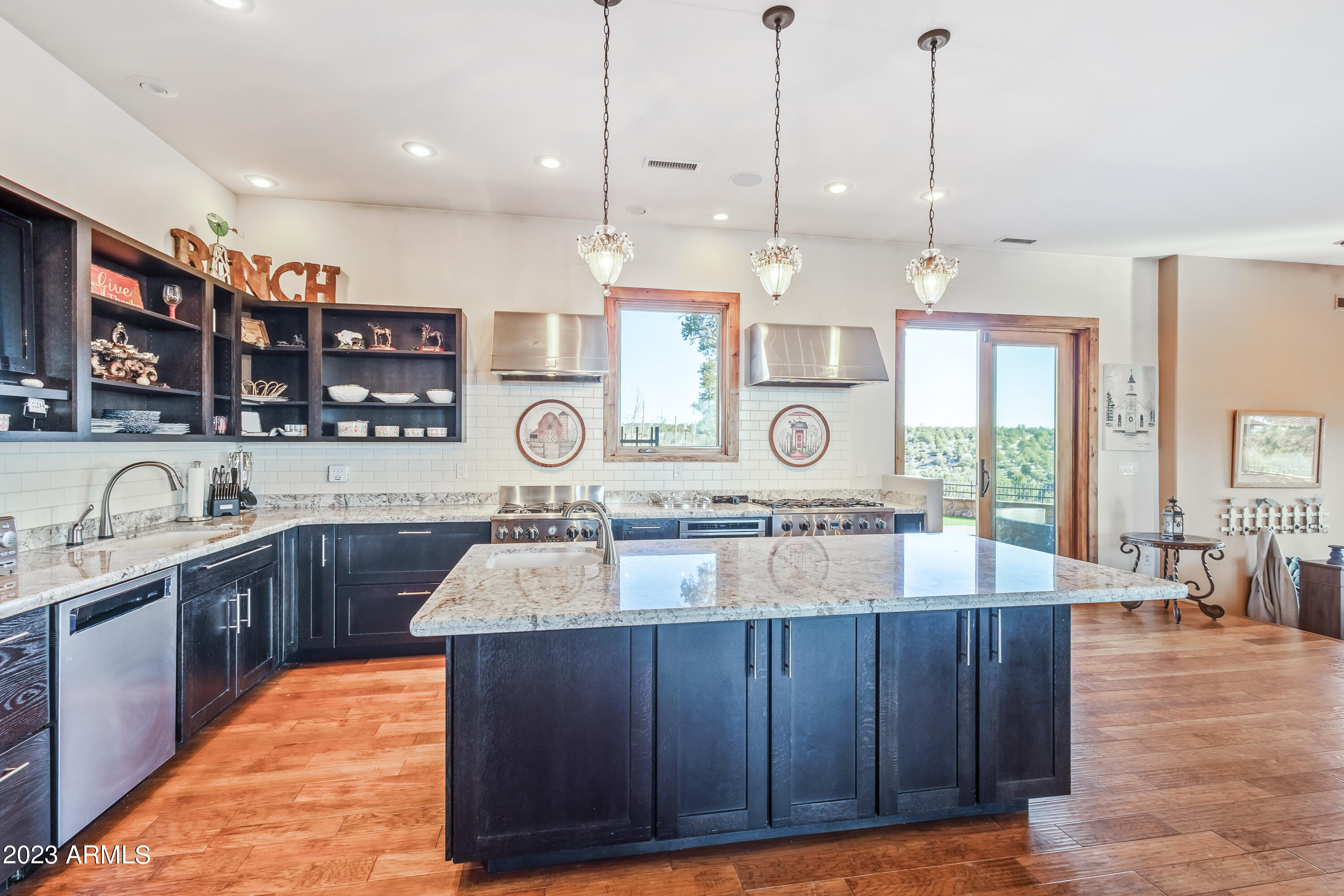 LAS VEGAS RANCH ESTATES - Residential