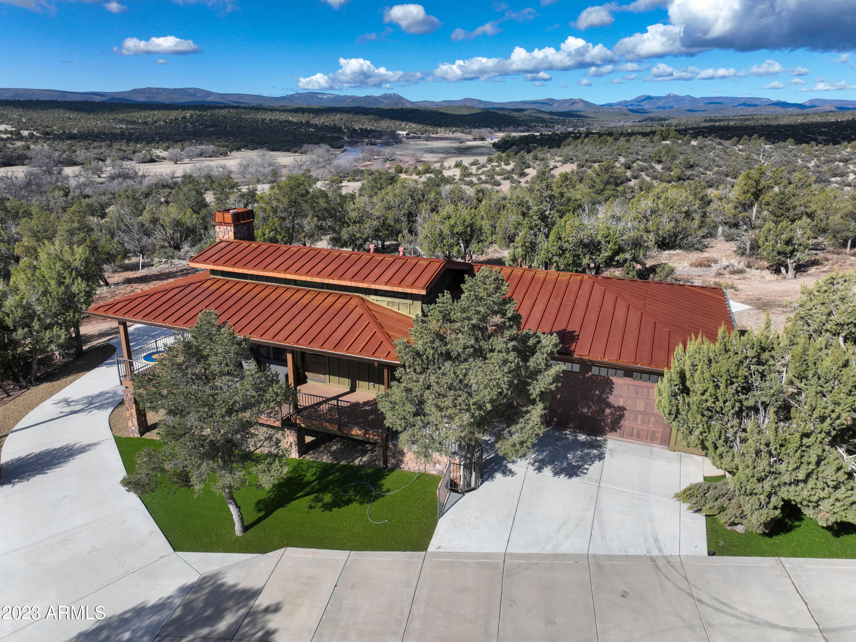 LAS VEGAS RANCH ESTATES - Residential