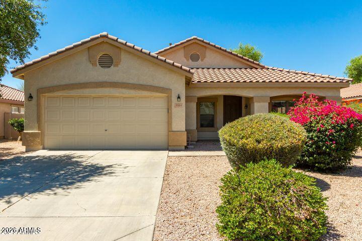 Fantastic location in Gilbert. Easy access to 202 freeway. Great room floor plan with a second family room at entryway. Four bedrooms, two full baths and a nice private backyard.