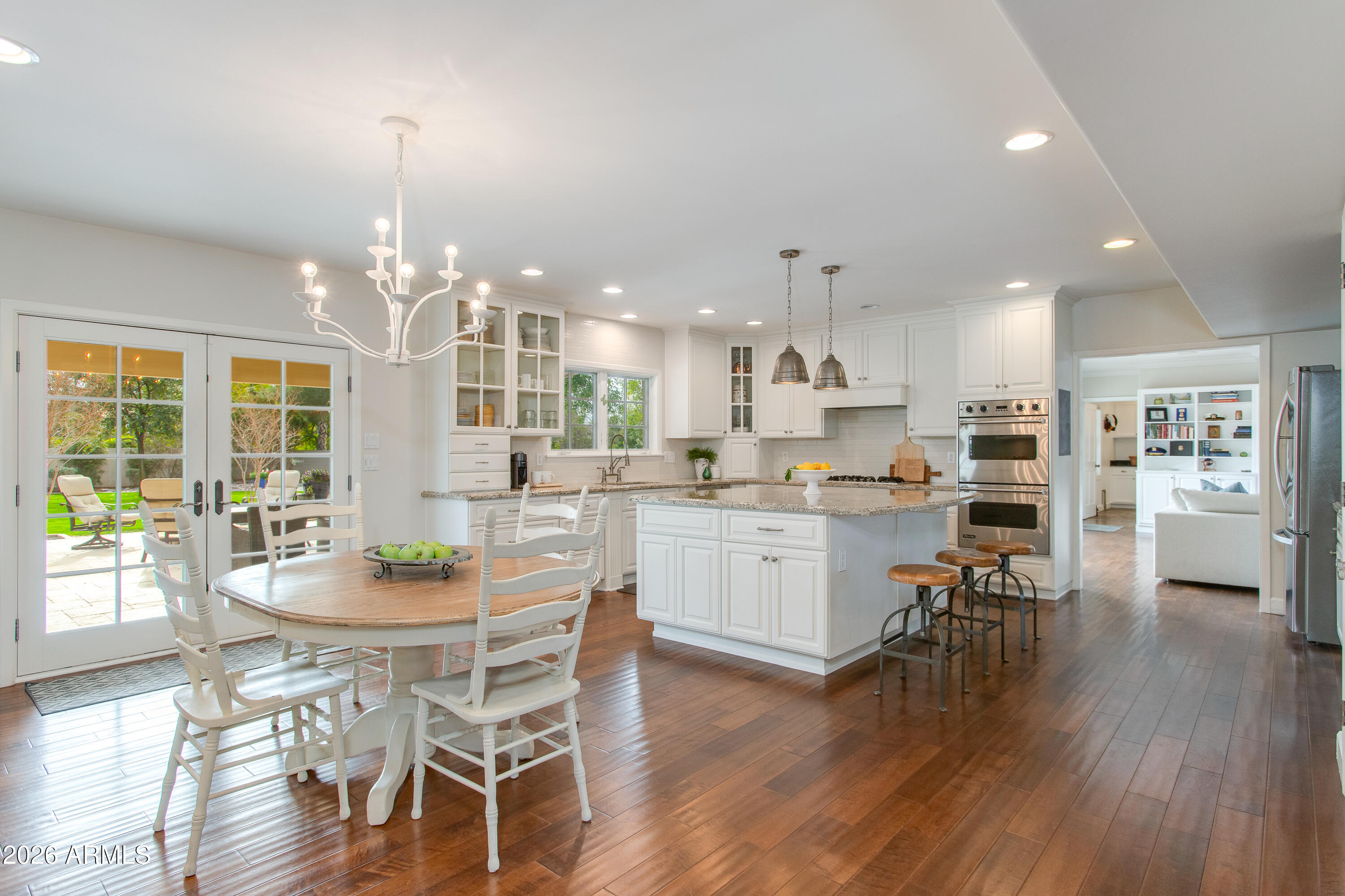 CASA DE CAMELBACK - Residential