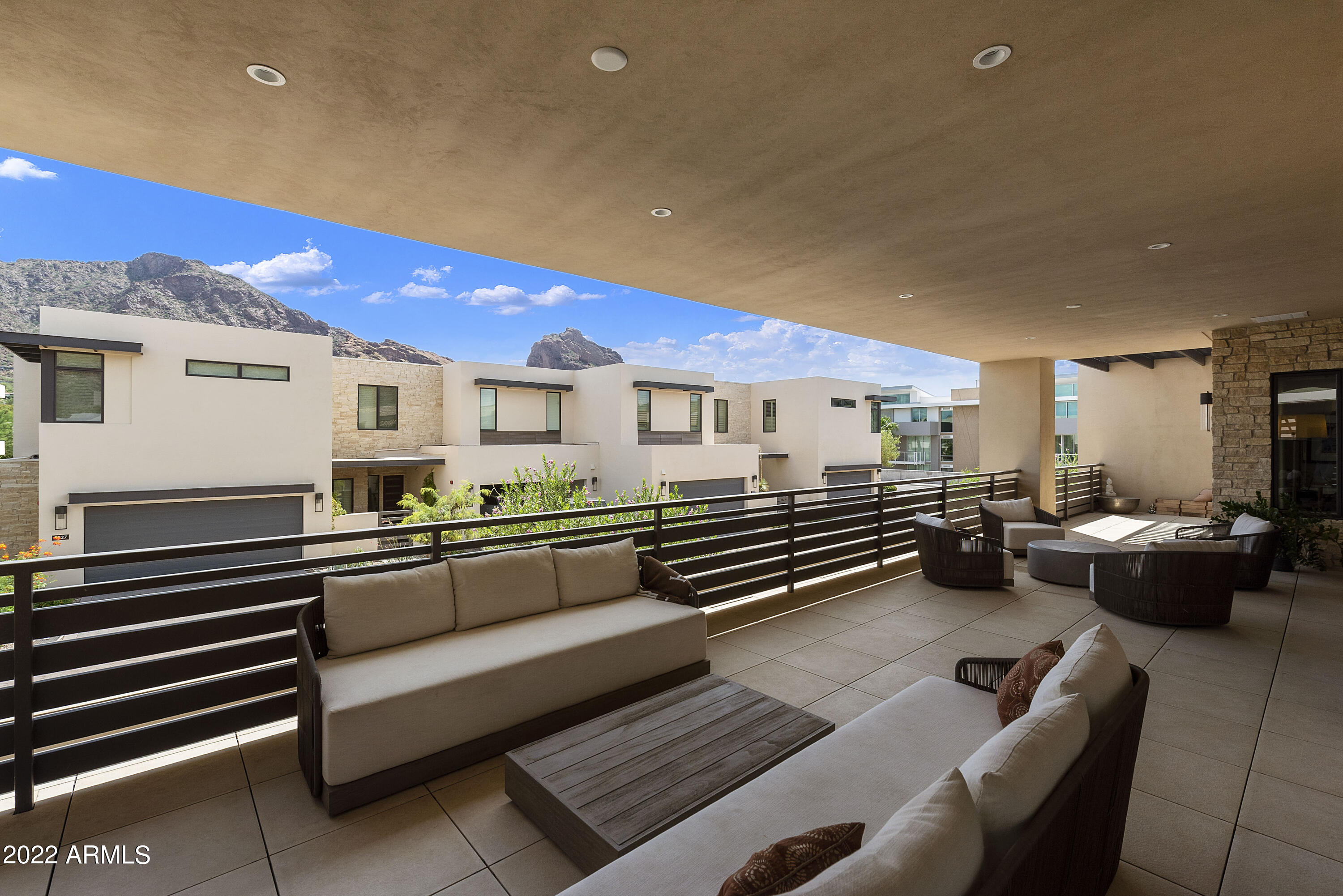 VILLAS AT MOUNTAIN SHADOWS 2 CONDOMINIUMS 2 - Residential