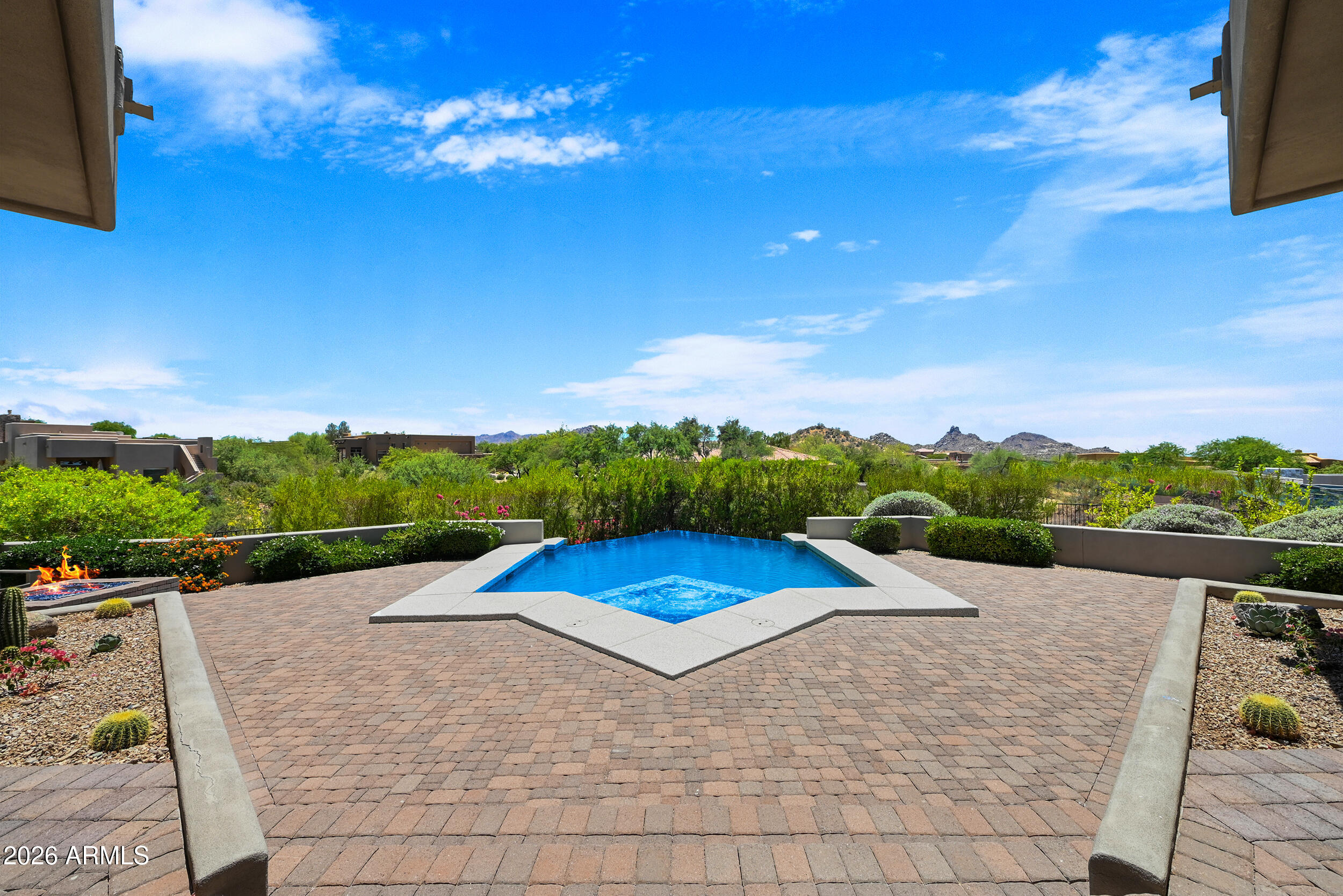 Talus
Boulder Crest Estates Unit 3 At Troon North - Residential