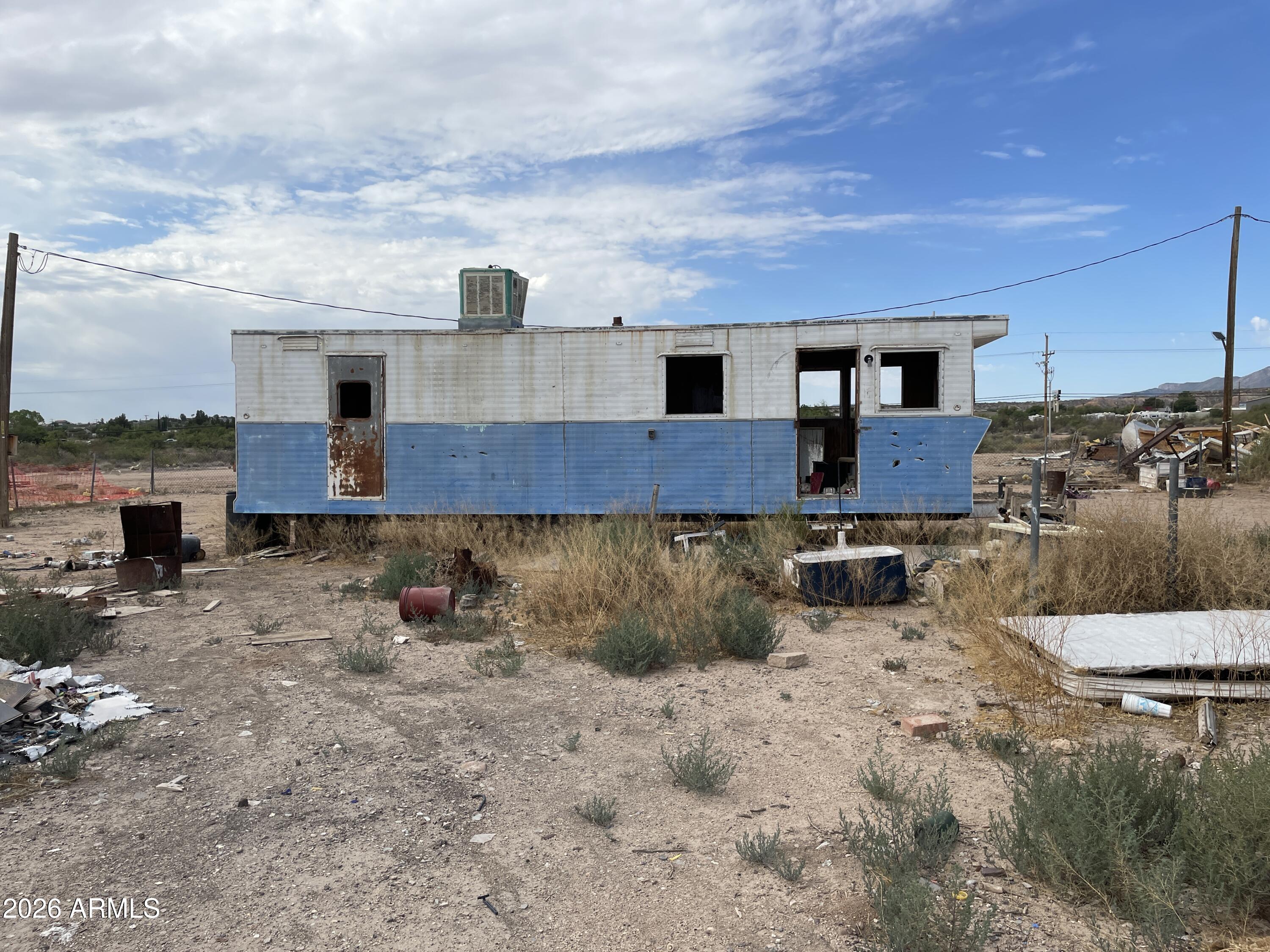 Right off I-10.  Good sized lot with lots of activity.  Central location for your base of operations.  Seller is willing to carry.  REO, AS-IS sale.