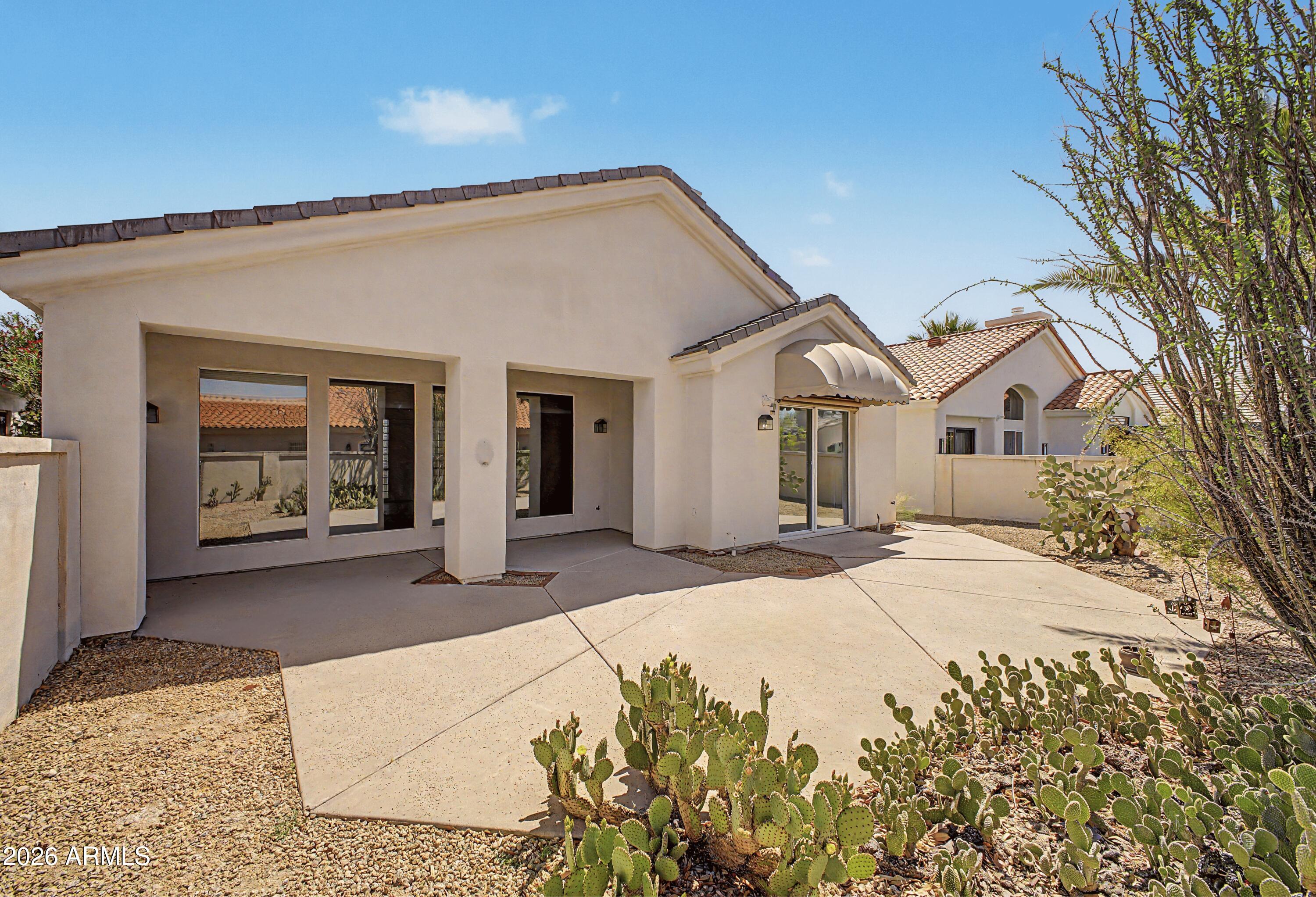 STONEGATE - Residential