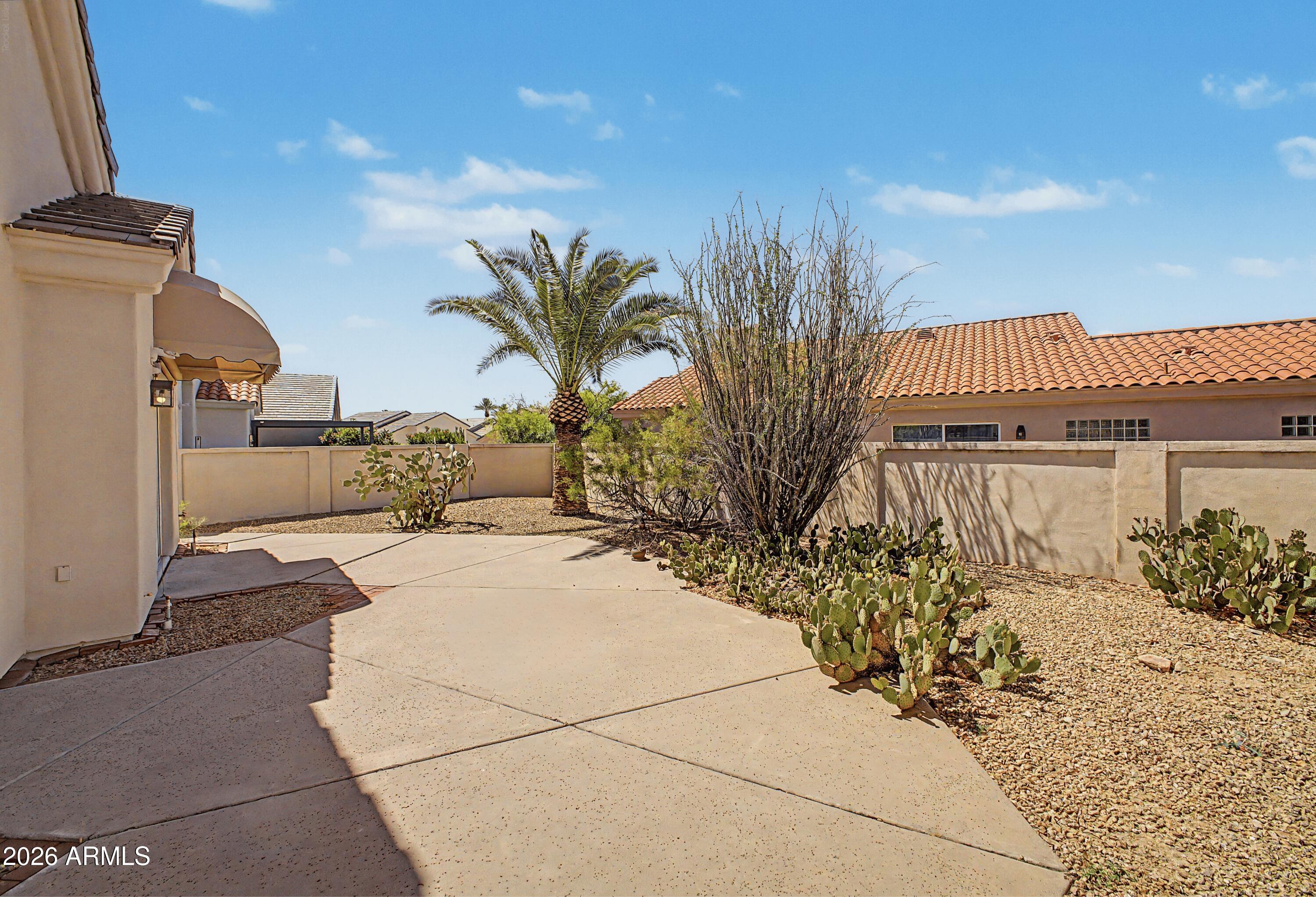 STONEGATE - Residential