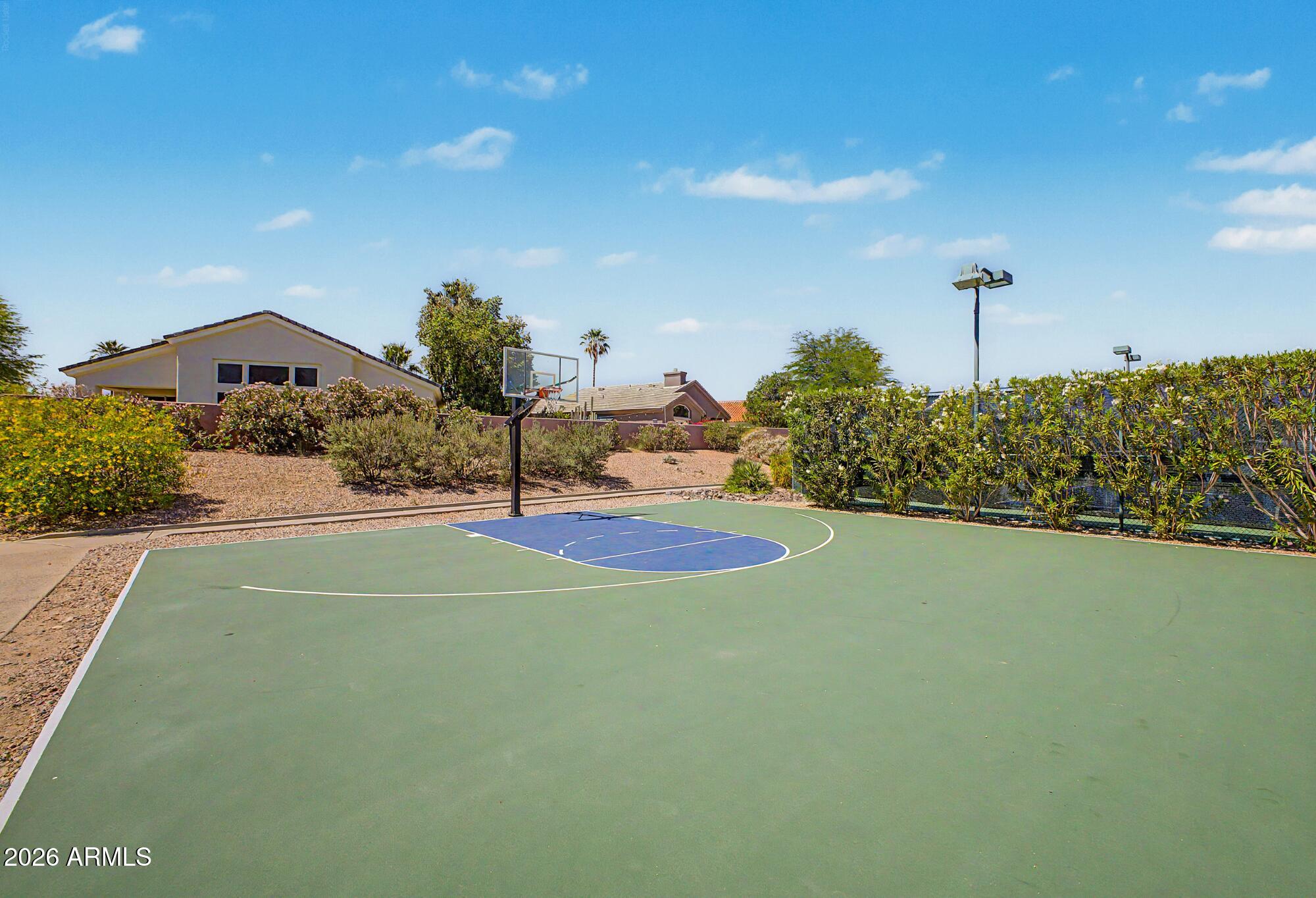 STONEGATE - Residential