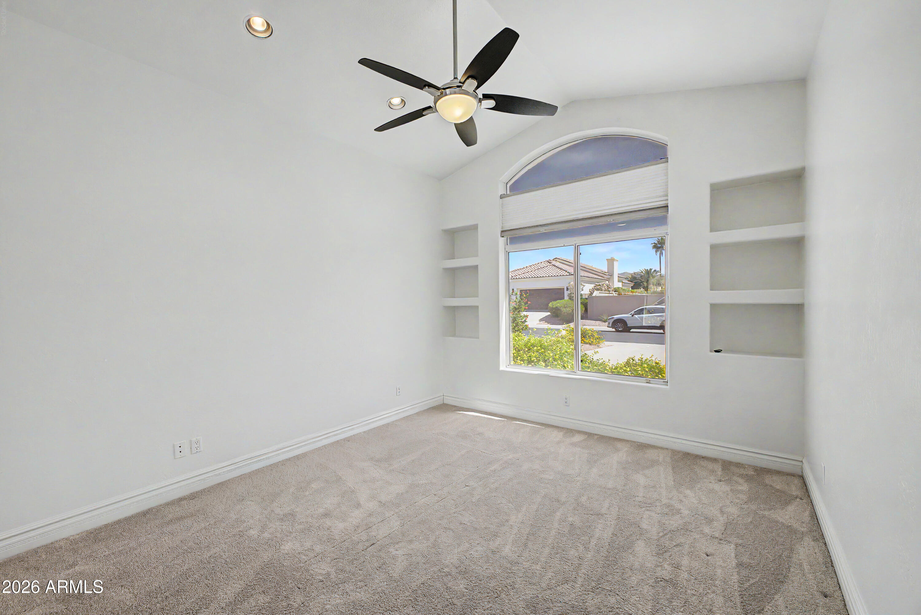 STONEGATE - Residential