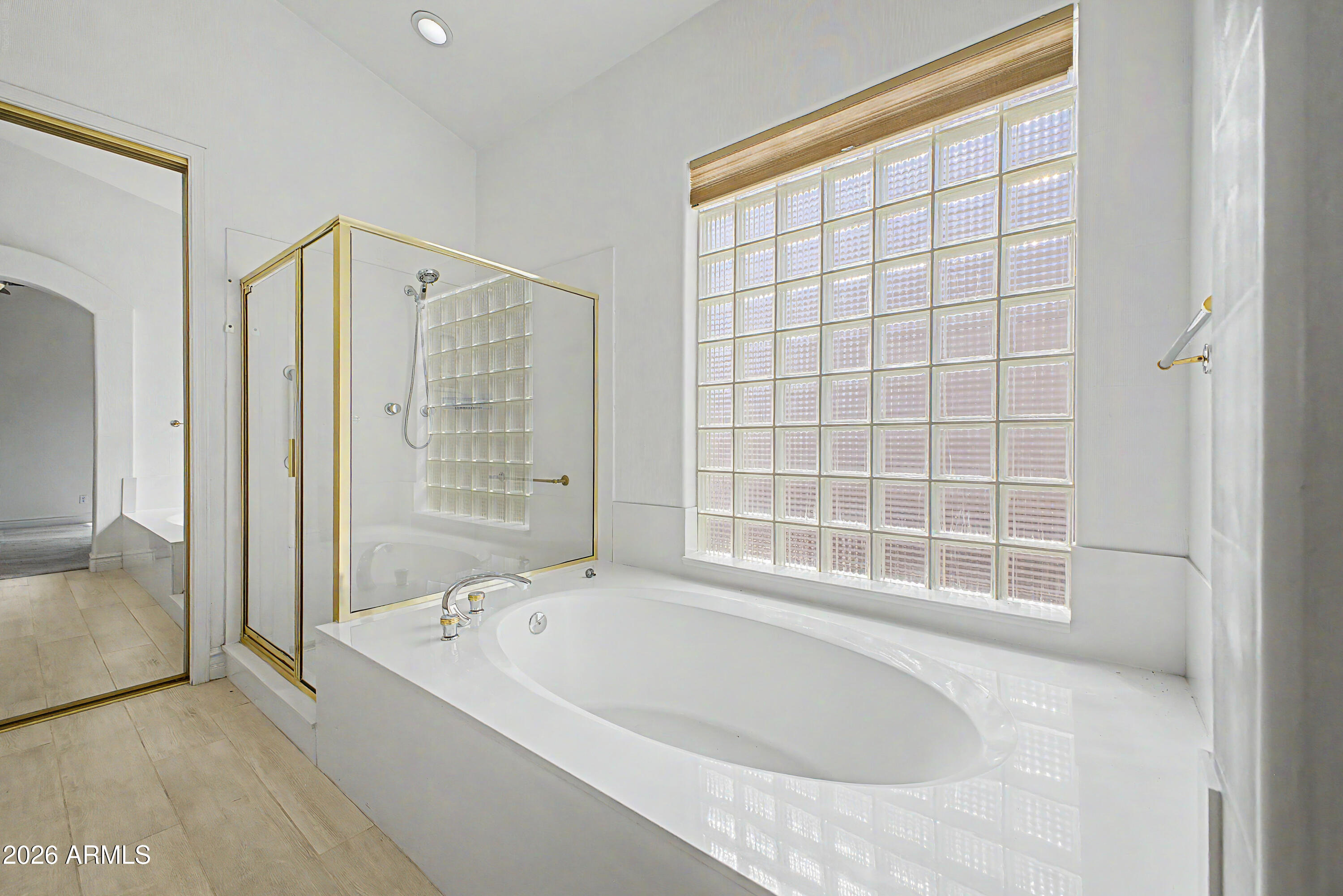 STONEGATE - Residential