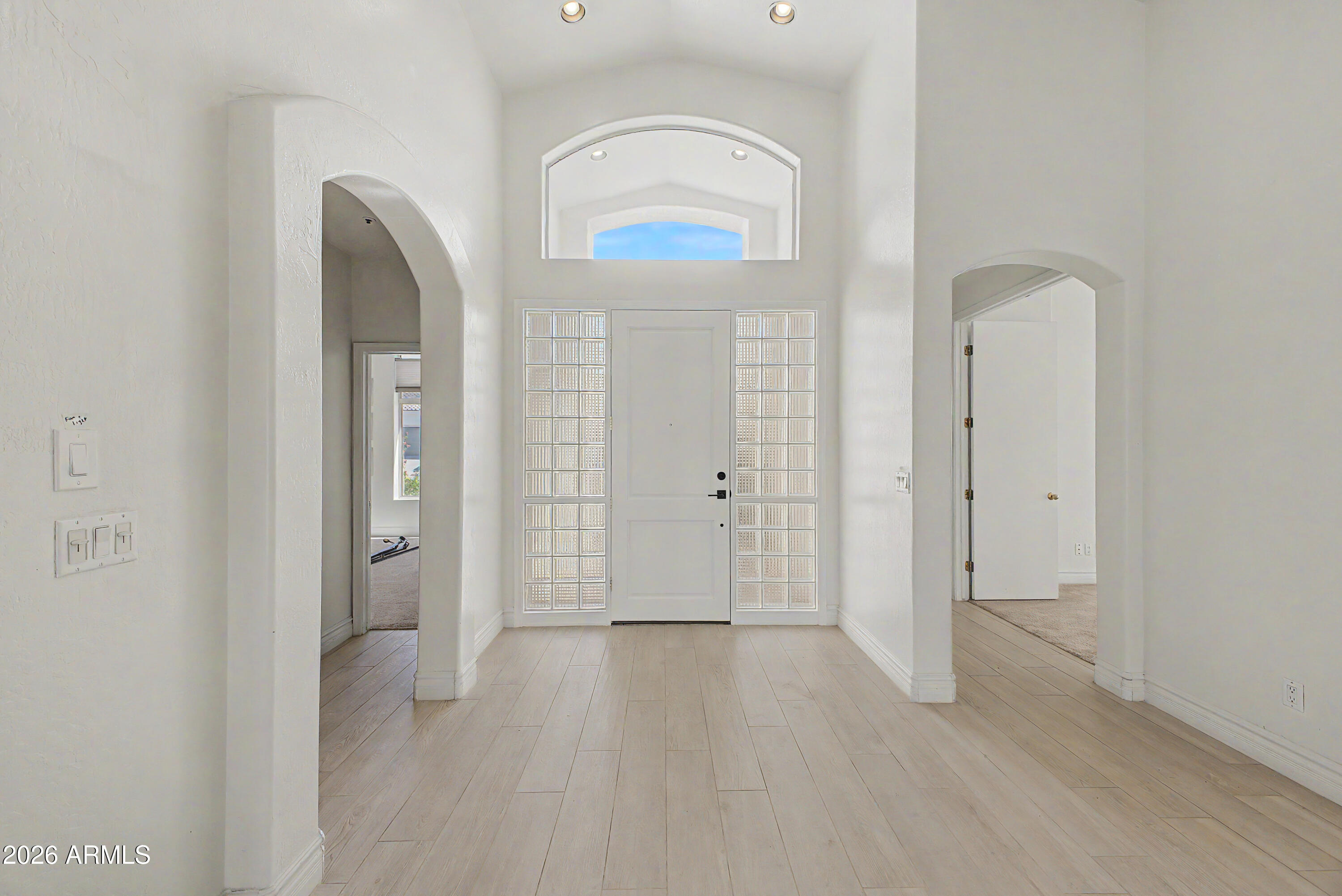 STONEGATE - Residential