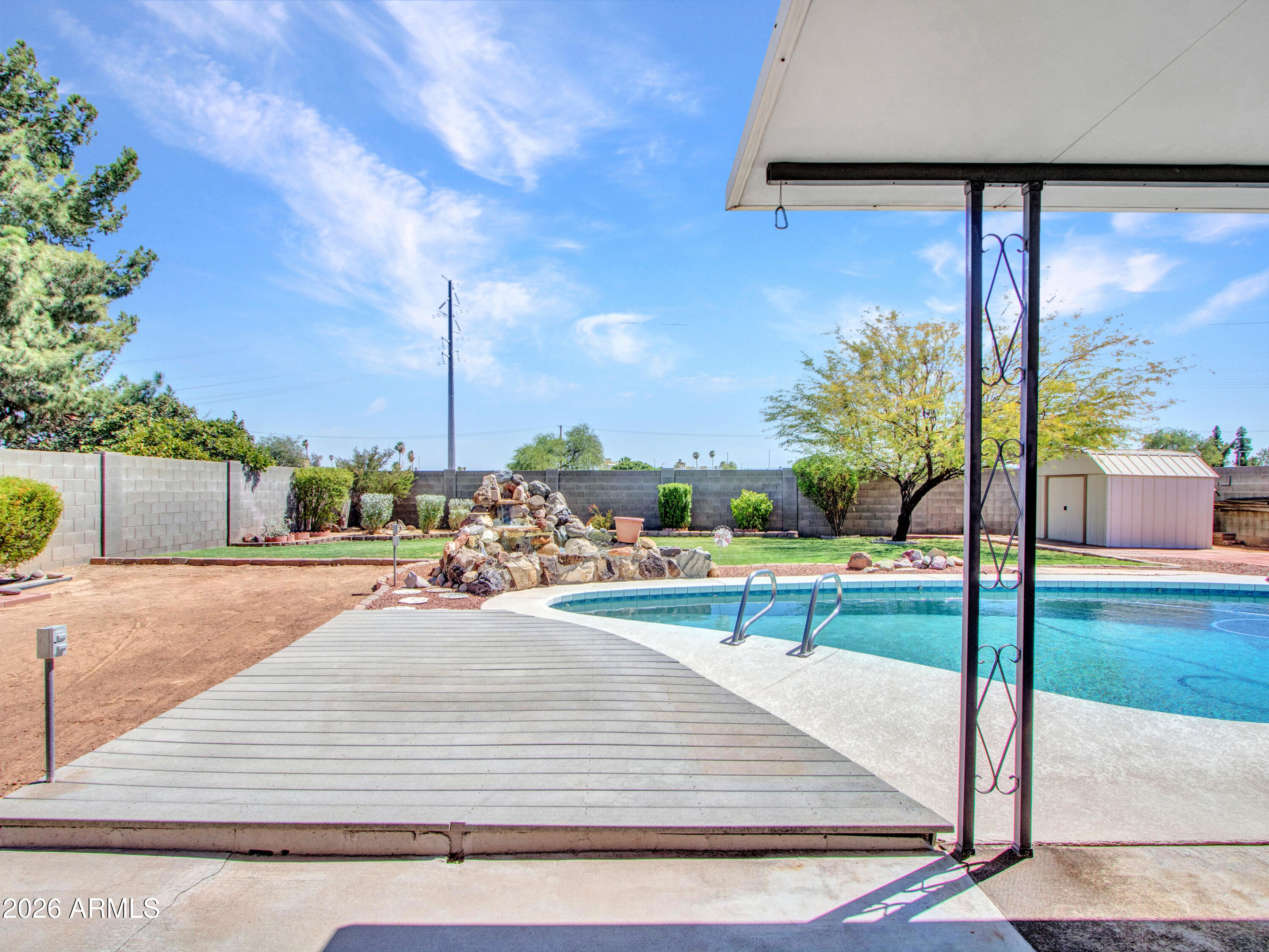 CONTINENTAL NORTH UNIT 8 - Residential