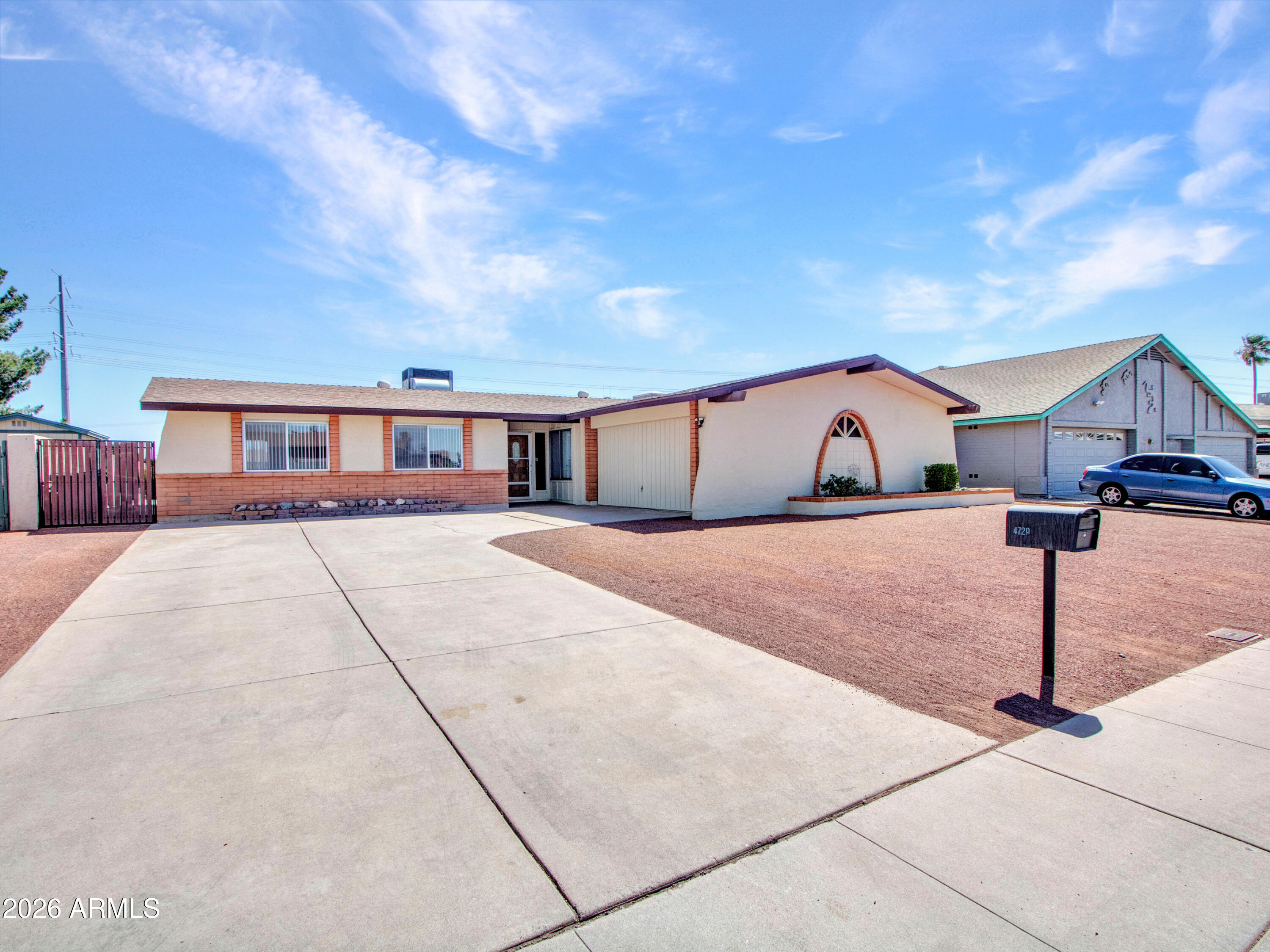 CONTINENTAL NORTH UNIT 8 - Residential