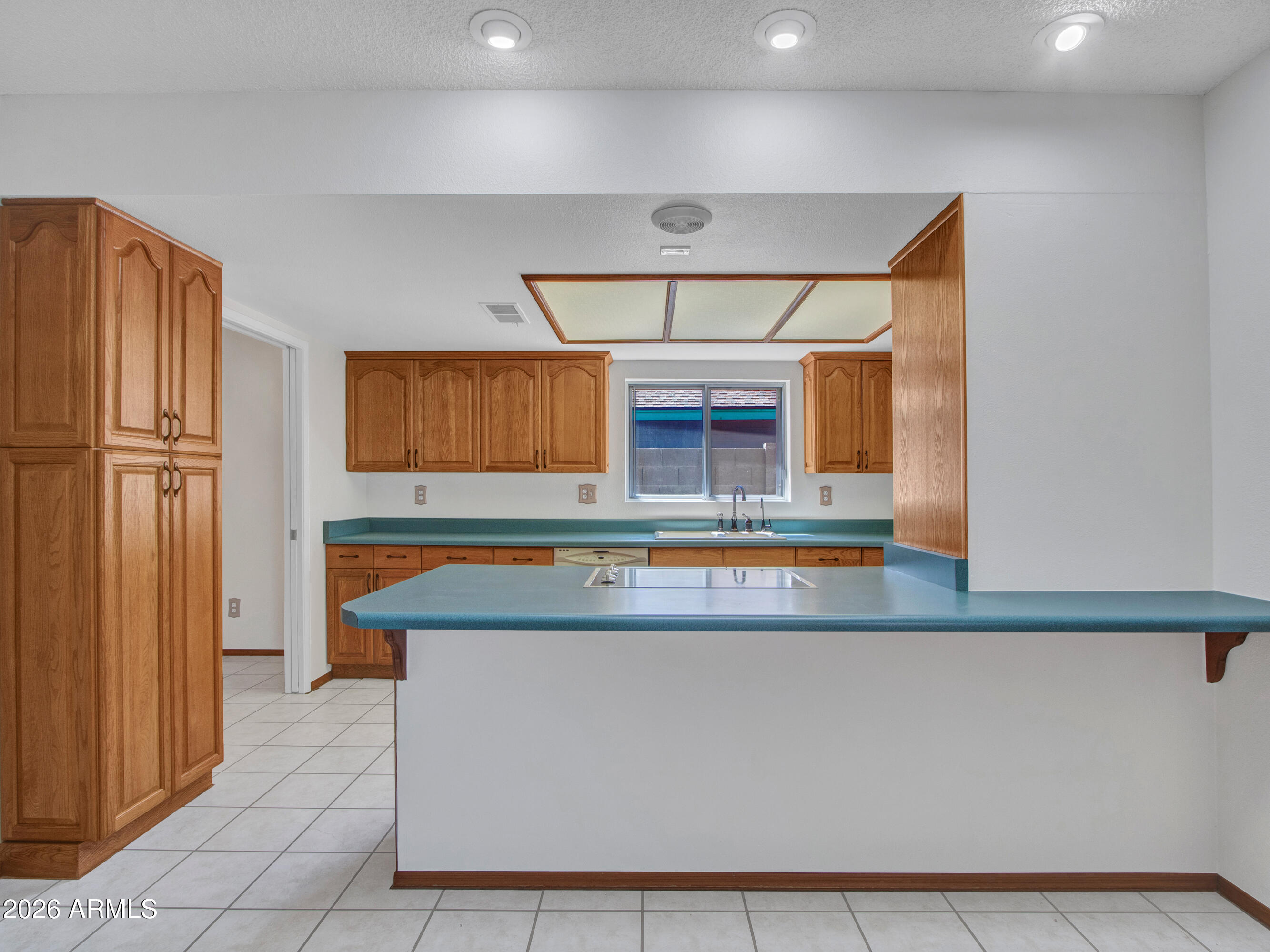 CONTINENTAL NORTH UNIT 8 - Residential