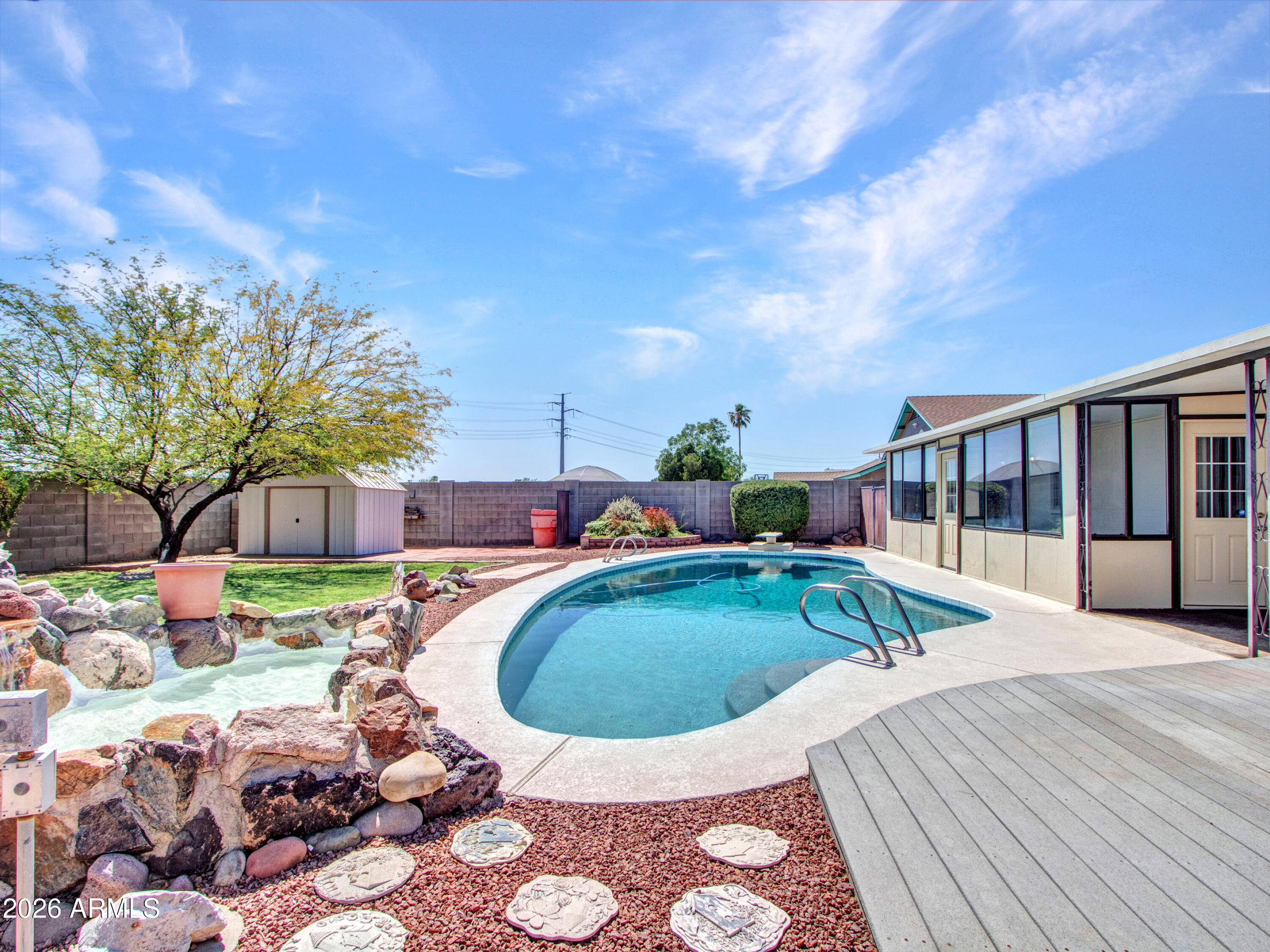 CONTINENTAL NORTH UNIT 8 - Residential