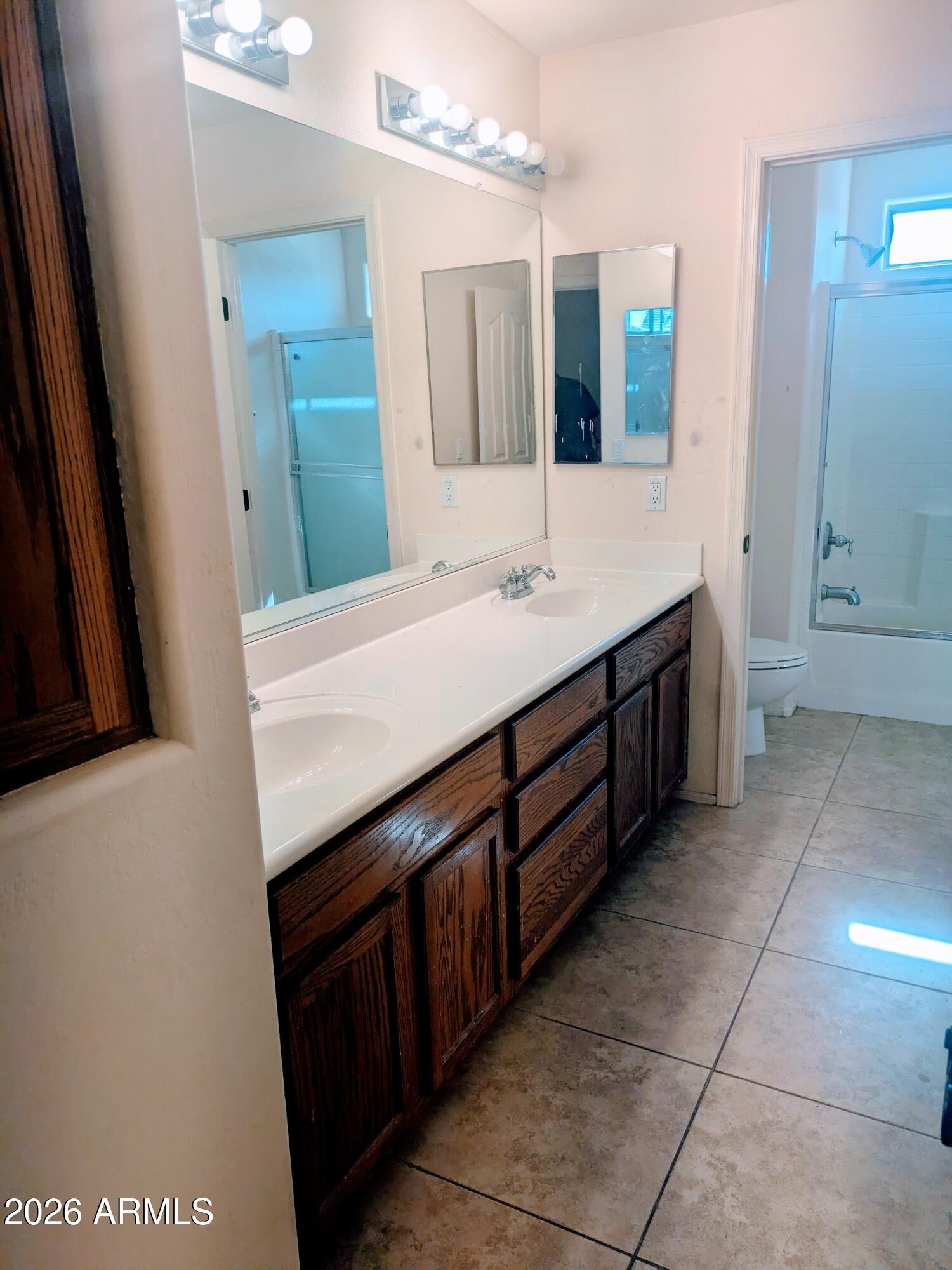 MOUNTAIN GATE PHASE 3 4 - Residential Lease