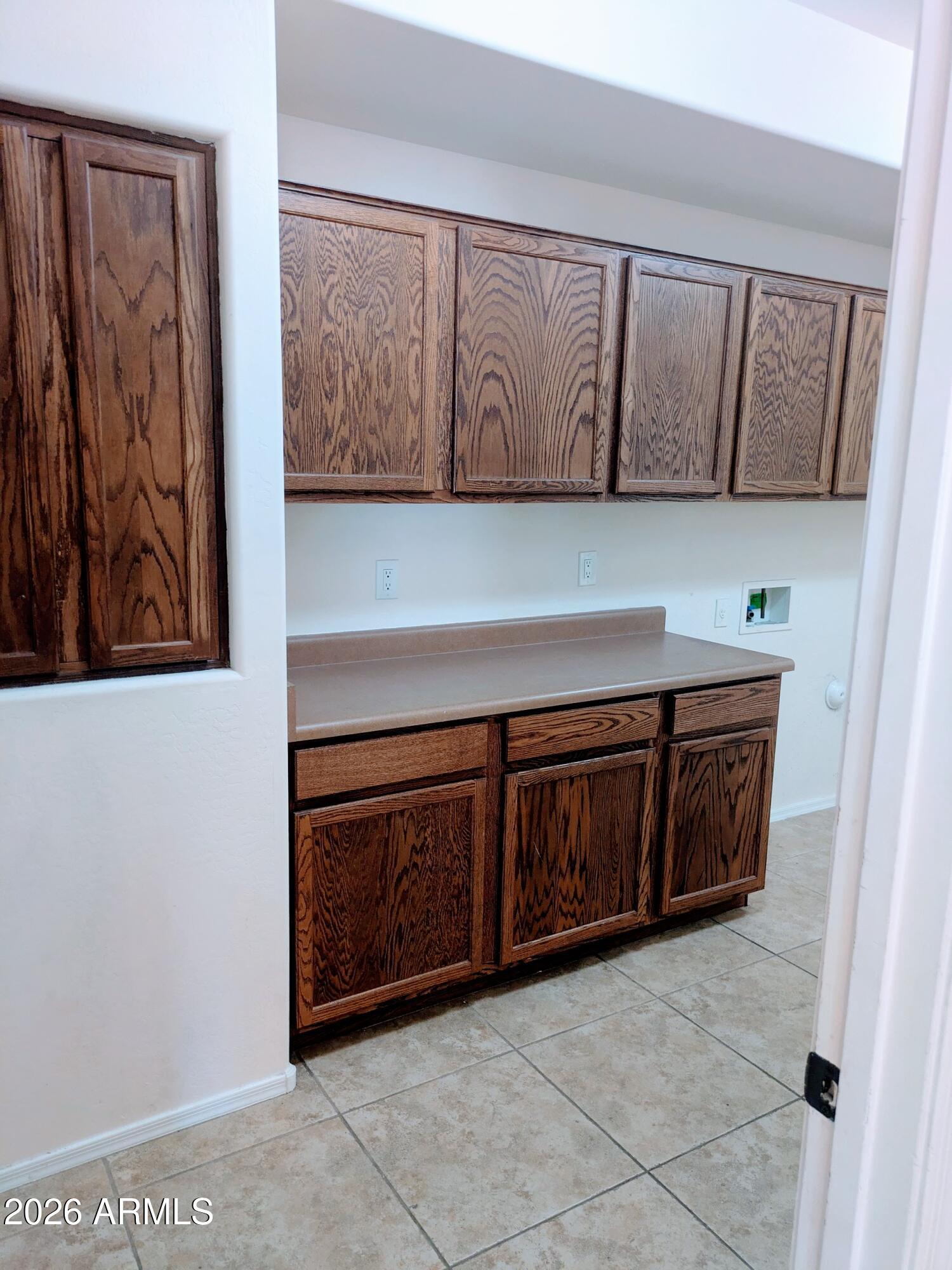 MOUNTAIN GATE PHASE 3 4 - Residential Lease