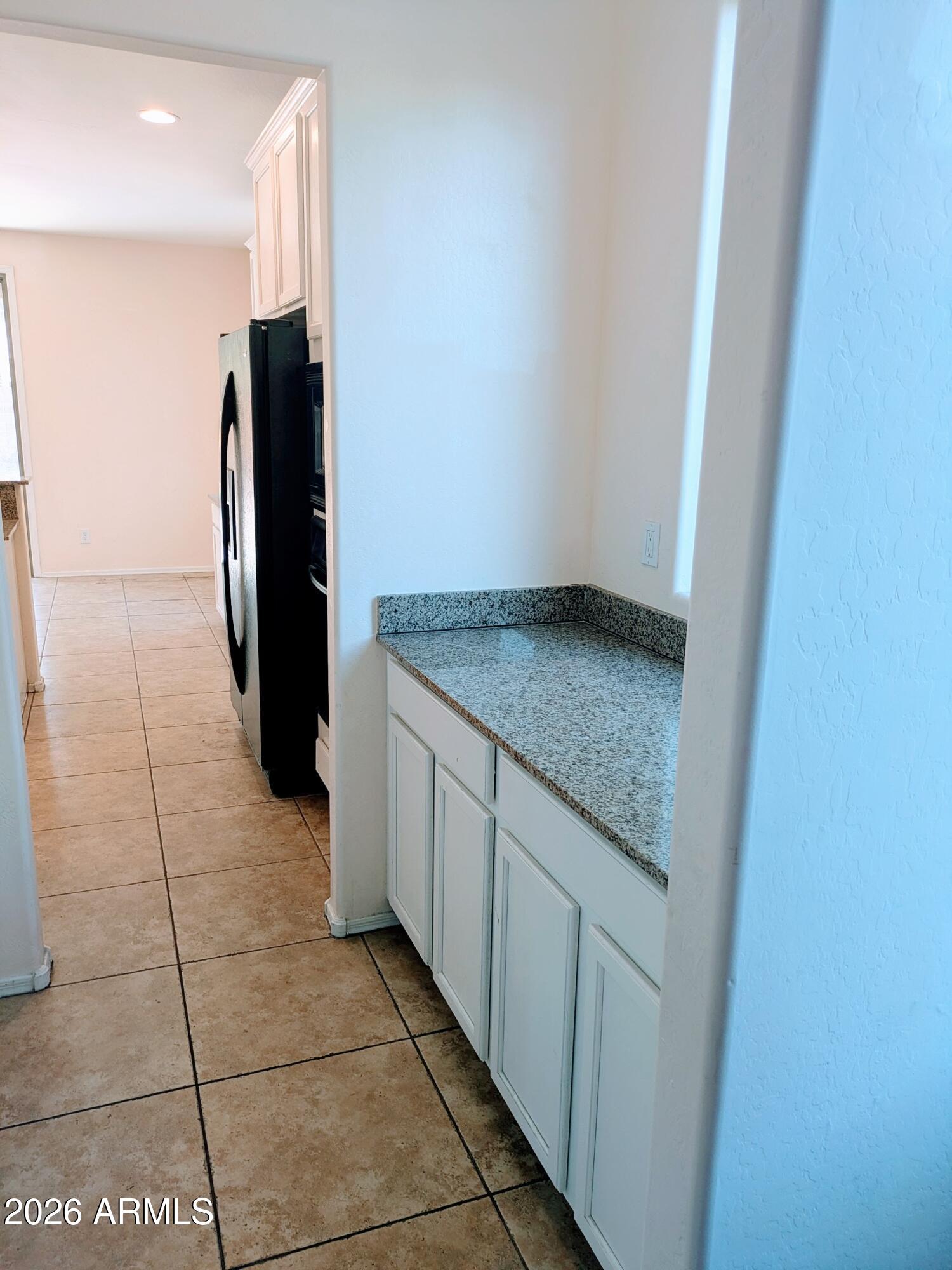 MOUNTAIN GATE PHASE 3 4 - Residential Lease