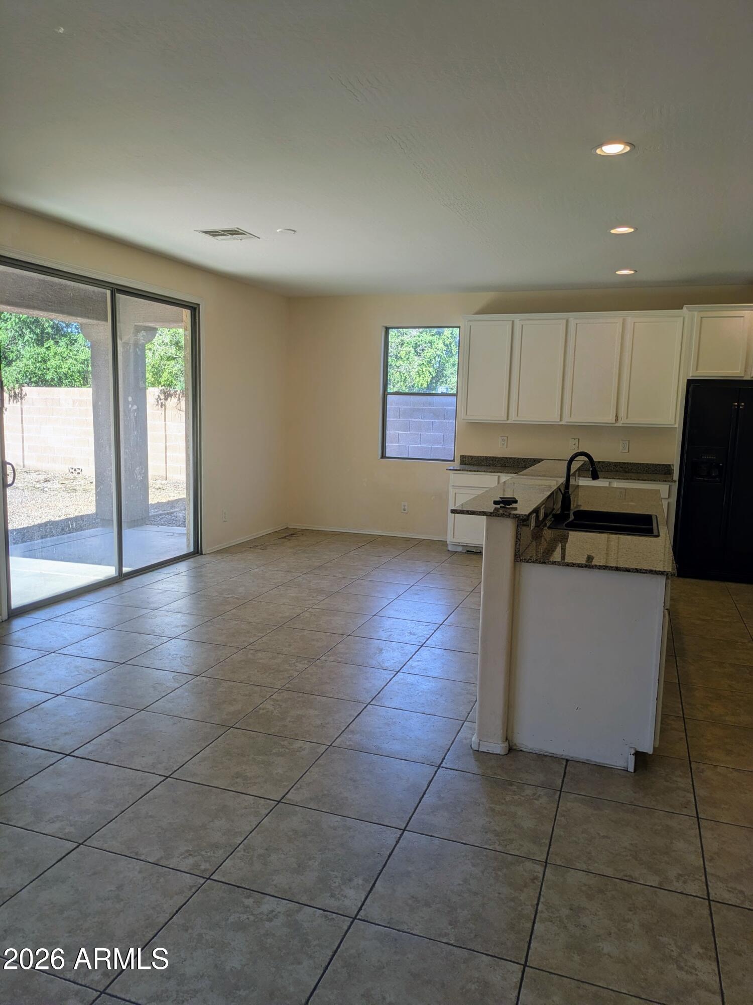 MOUNTAIN GATE PHASE 3 4 - Residential Lease