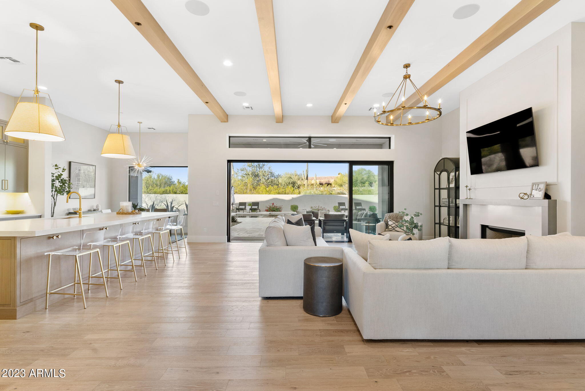 PINNACLE PEAK PLACE - Residential