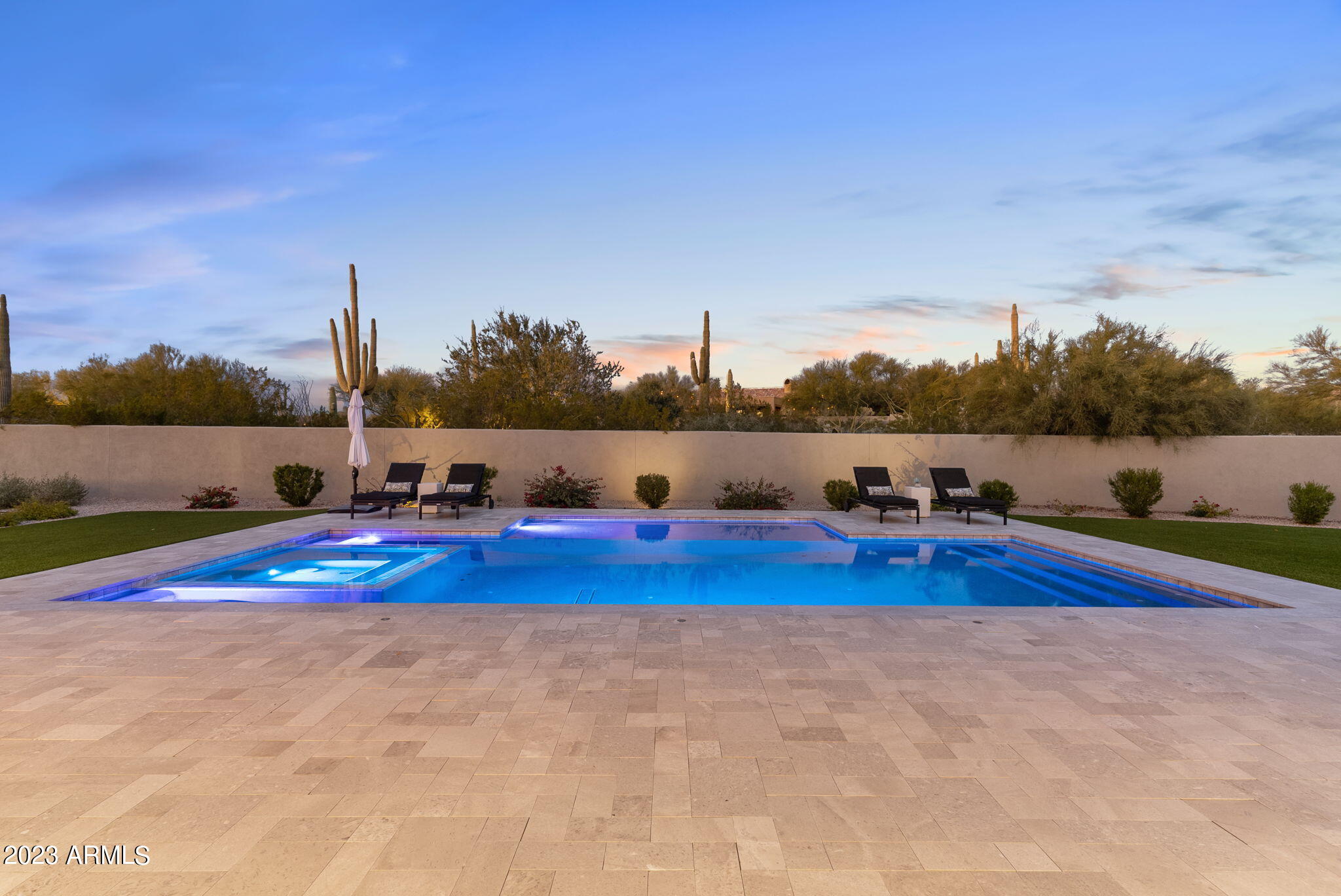 PINNACLE PEAK PLACE - Residential