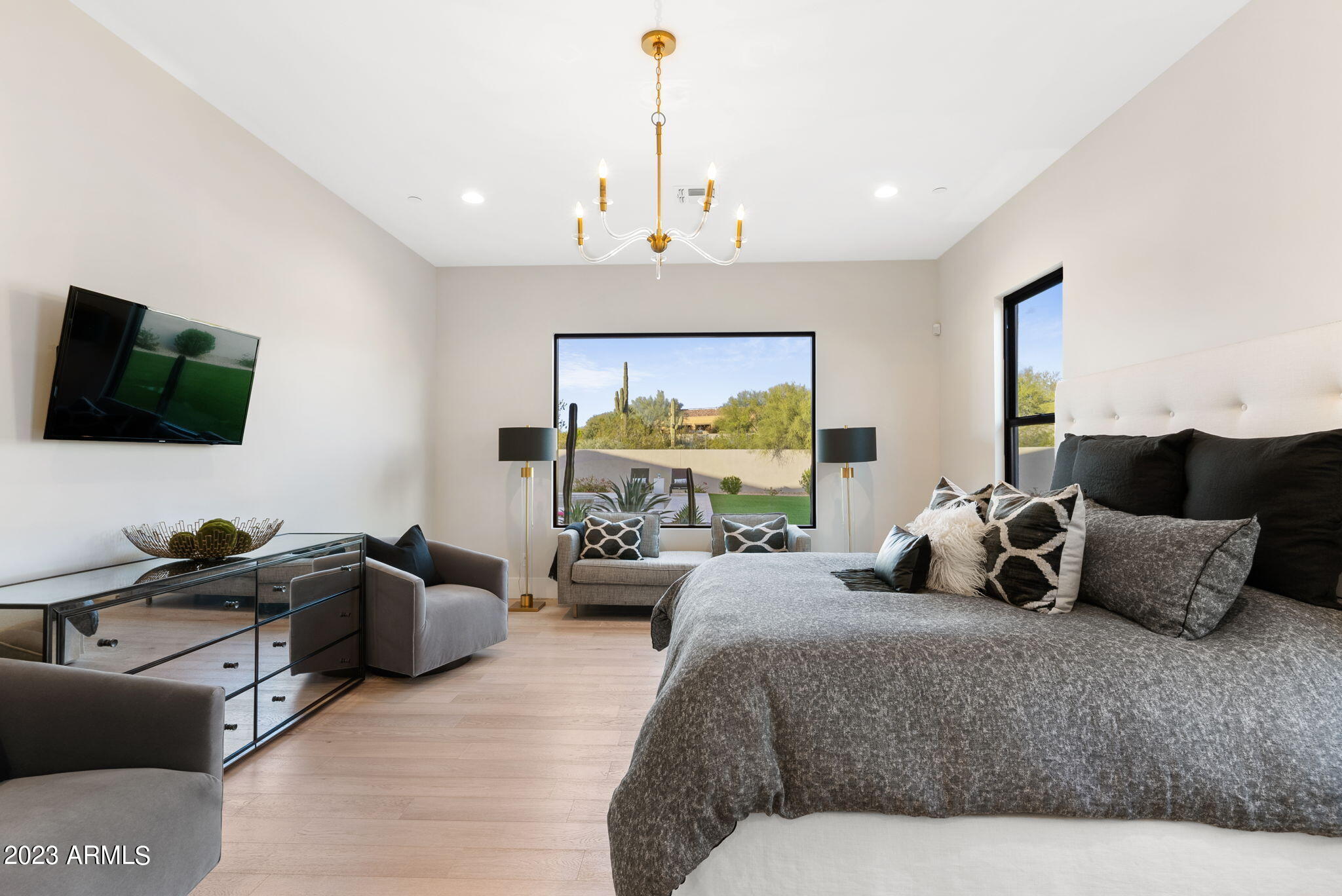 PINNACLE PEAK PLACE - Residential