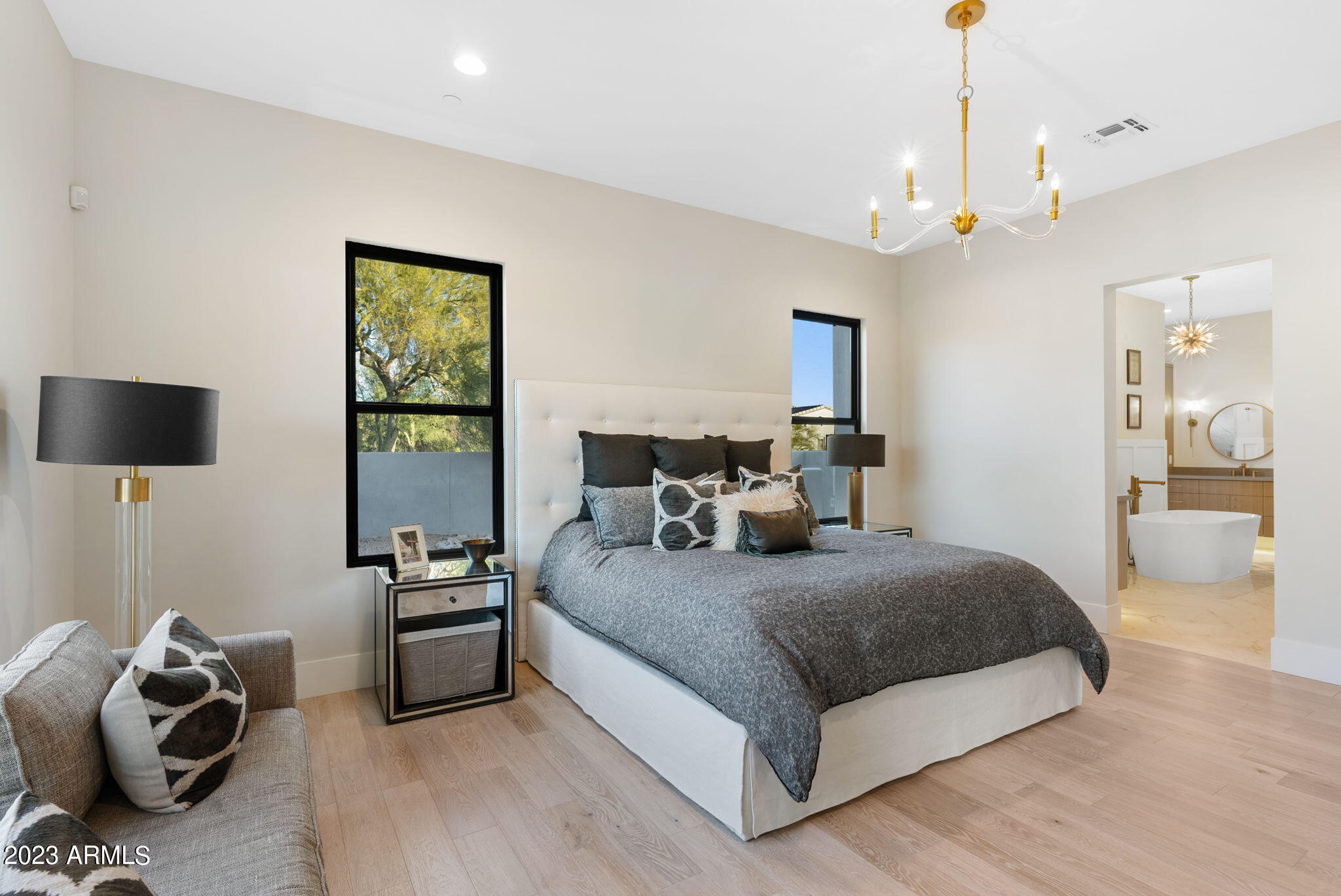 PINNACLE PEAK PLACE - Residential