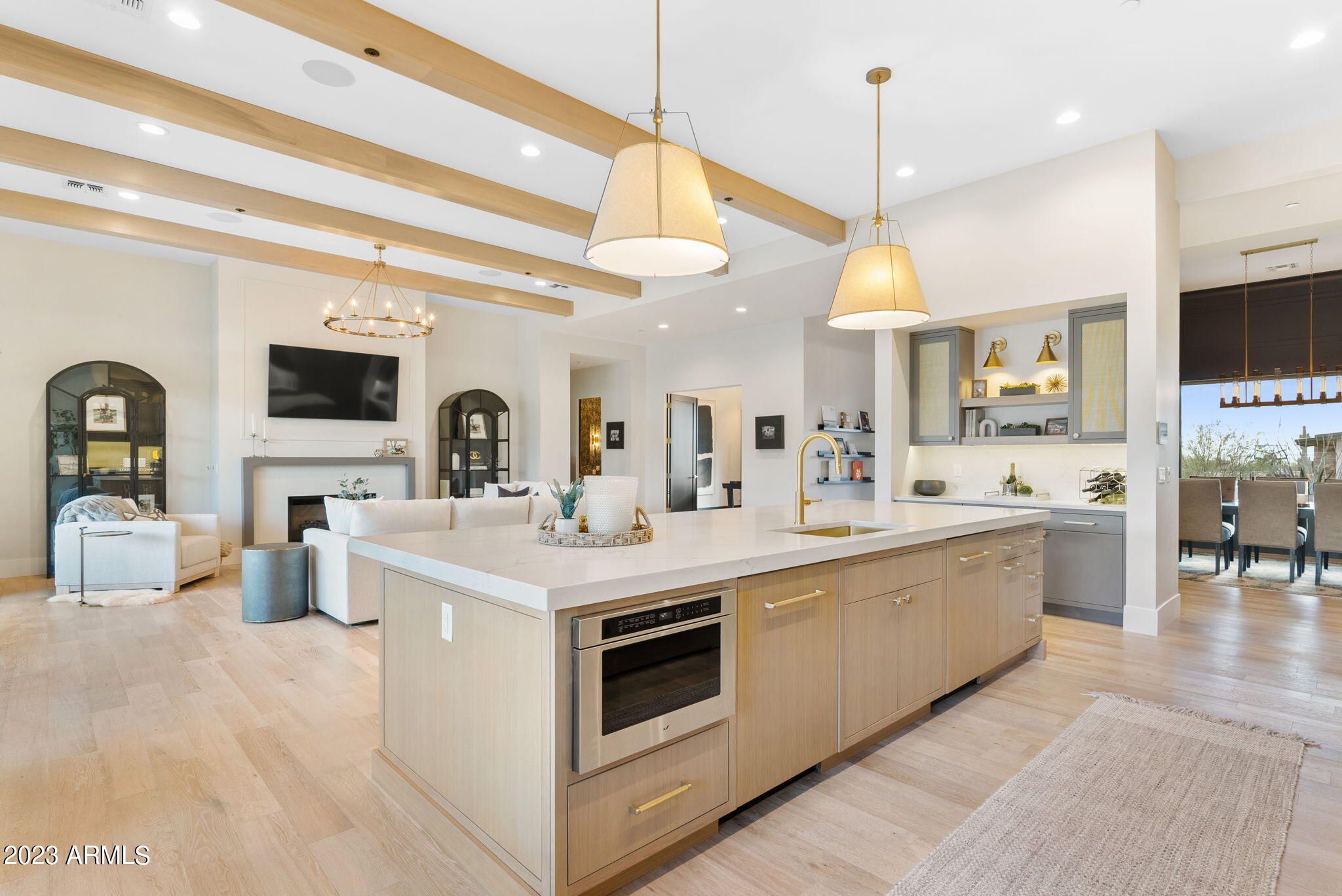 PINNACLE PEAK PLACE - Residential