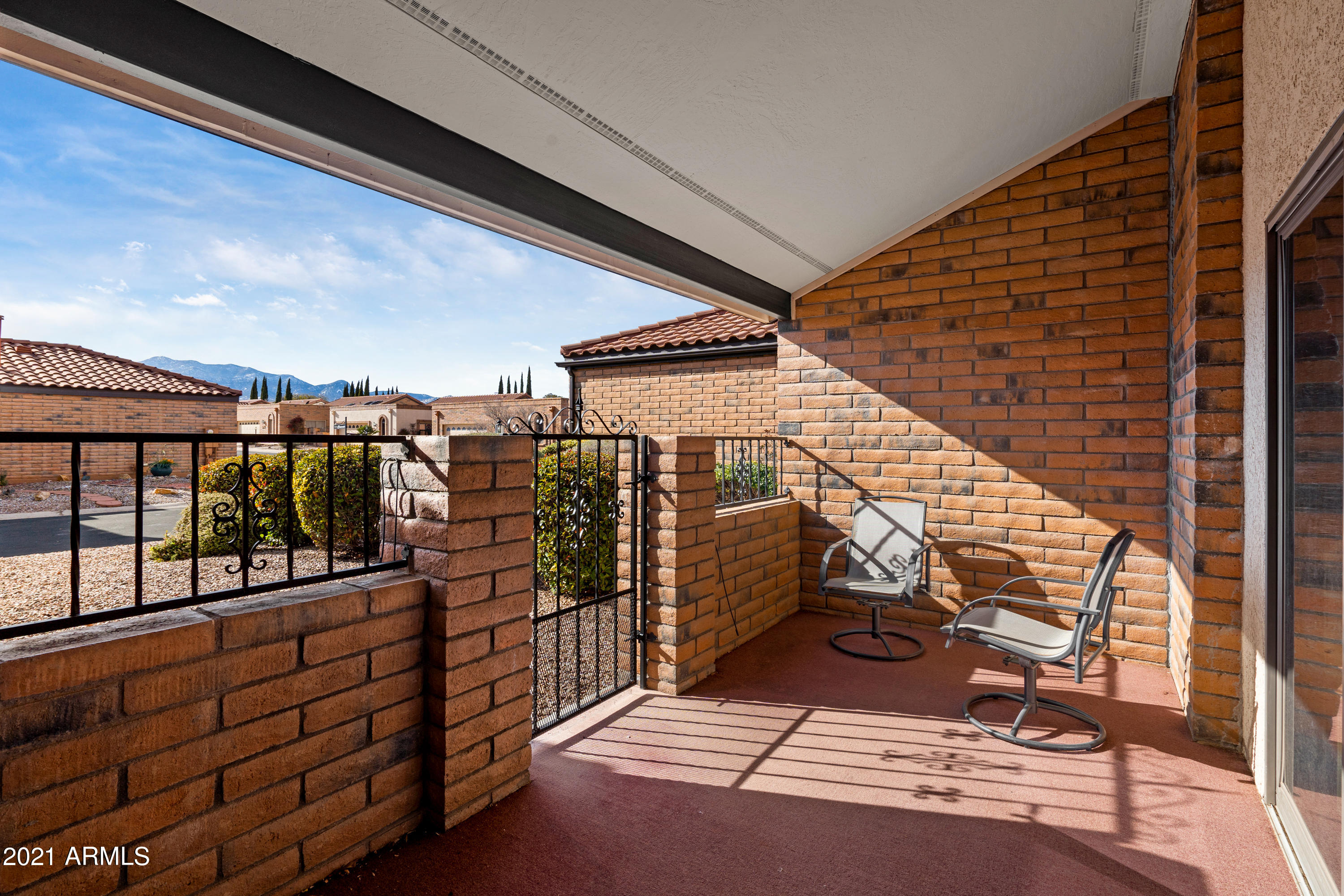 MISSION SHADOWS - Residential