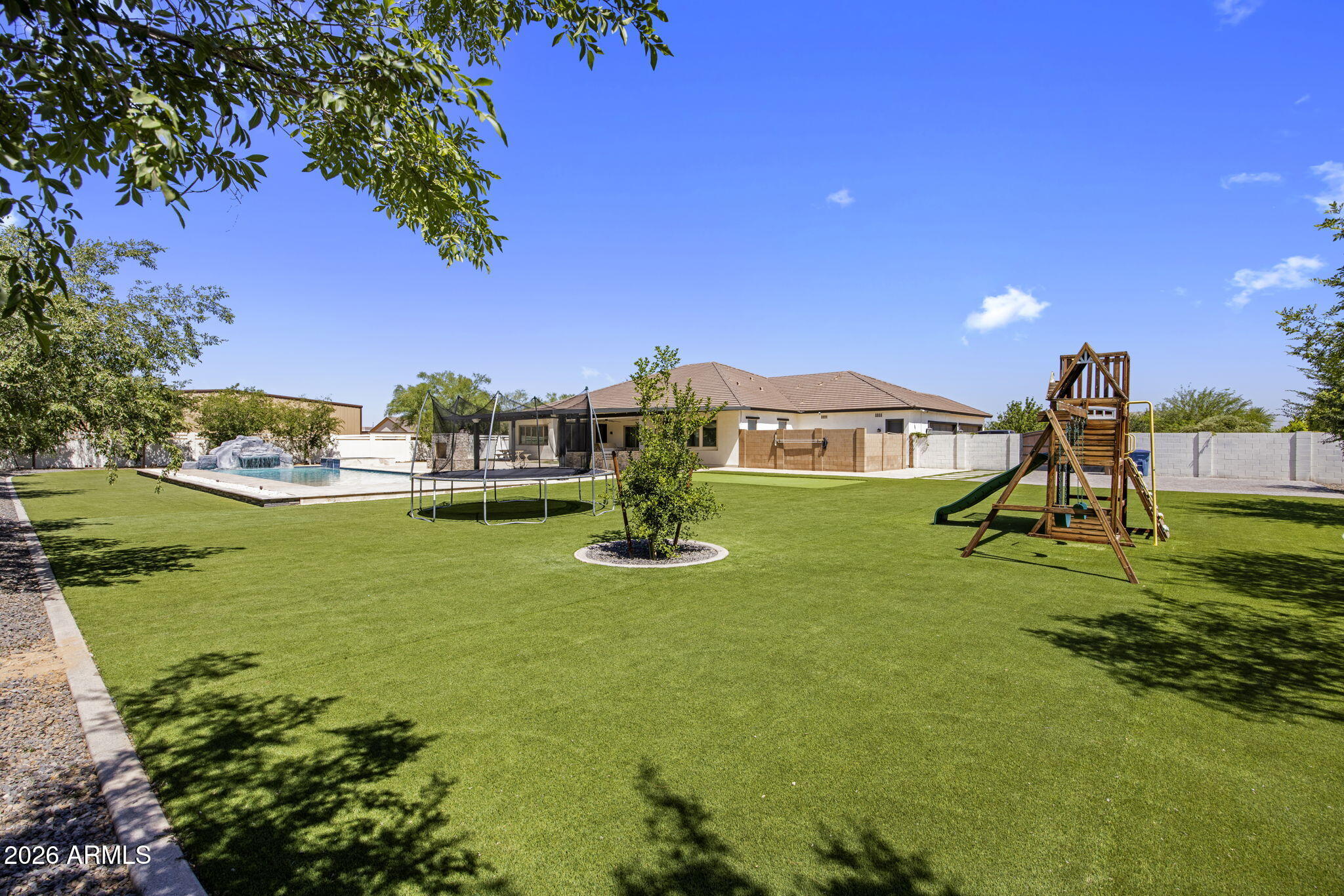 COUNTRY PARK ESTATES - Residential