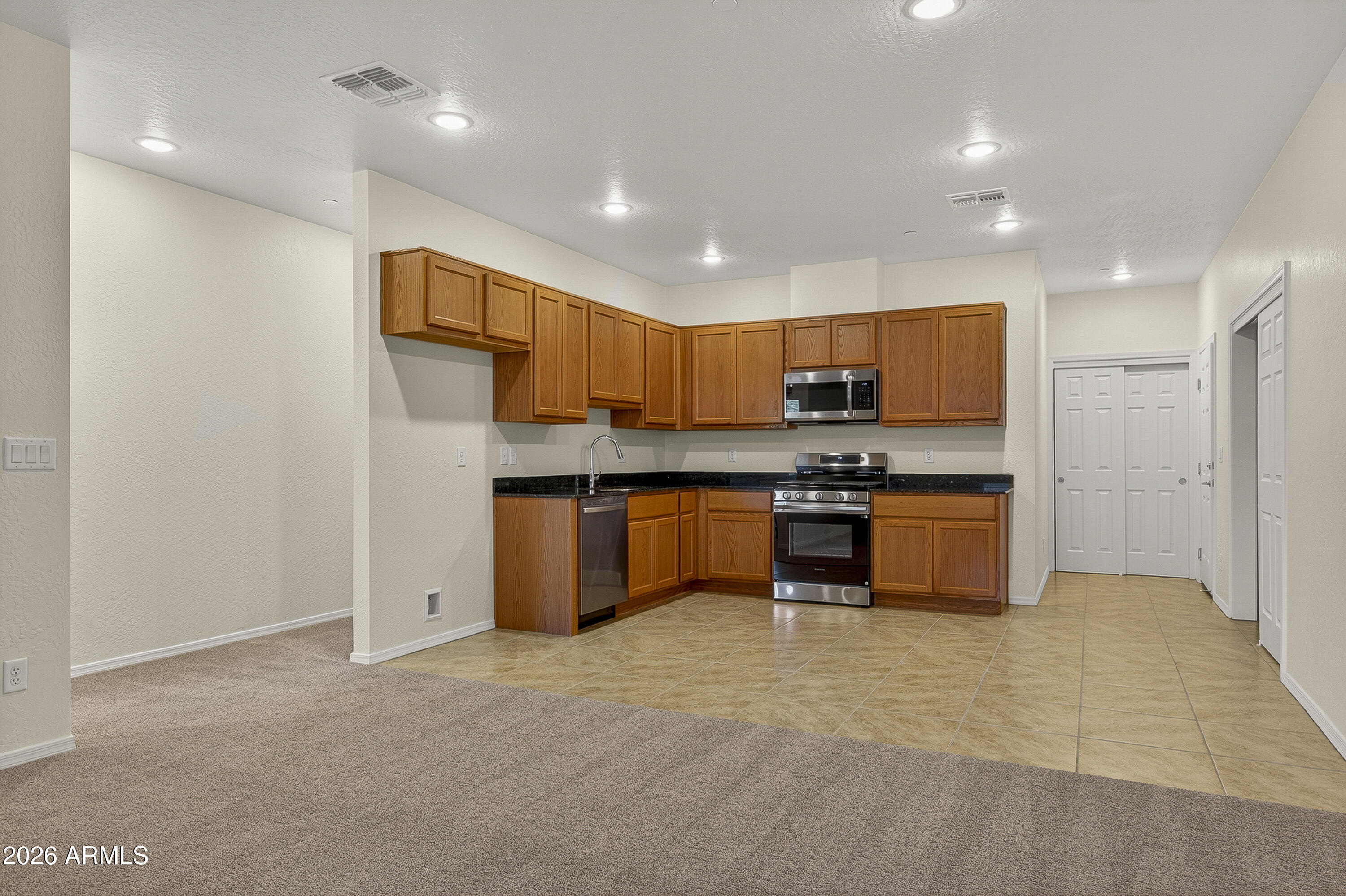 PONDEROSA PARKWAY CONDOMINIUMS - Residential