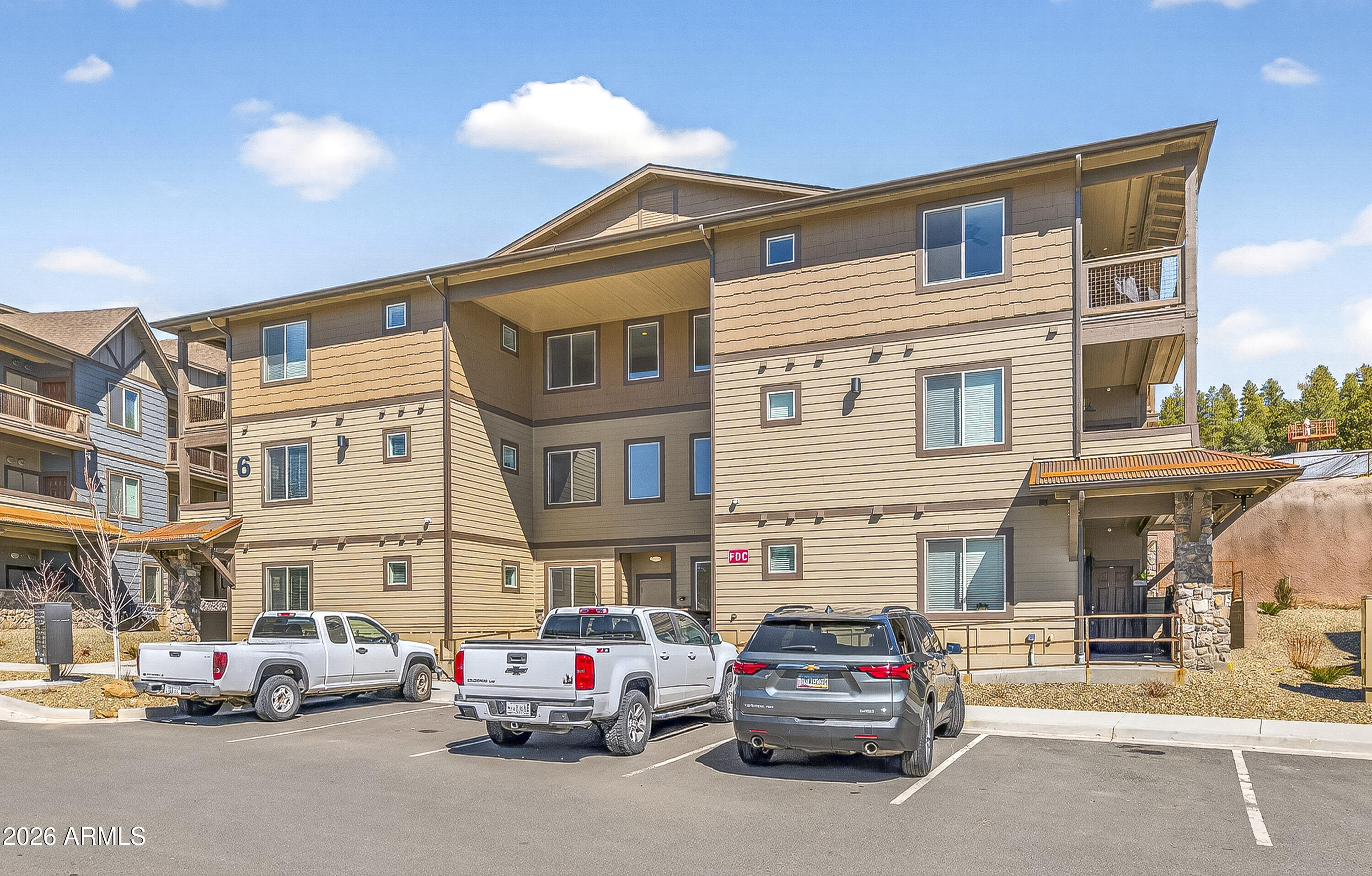 PONDEROSA PARKWAY CONDOMINIUMS - Residential