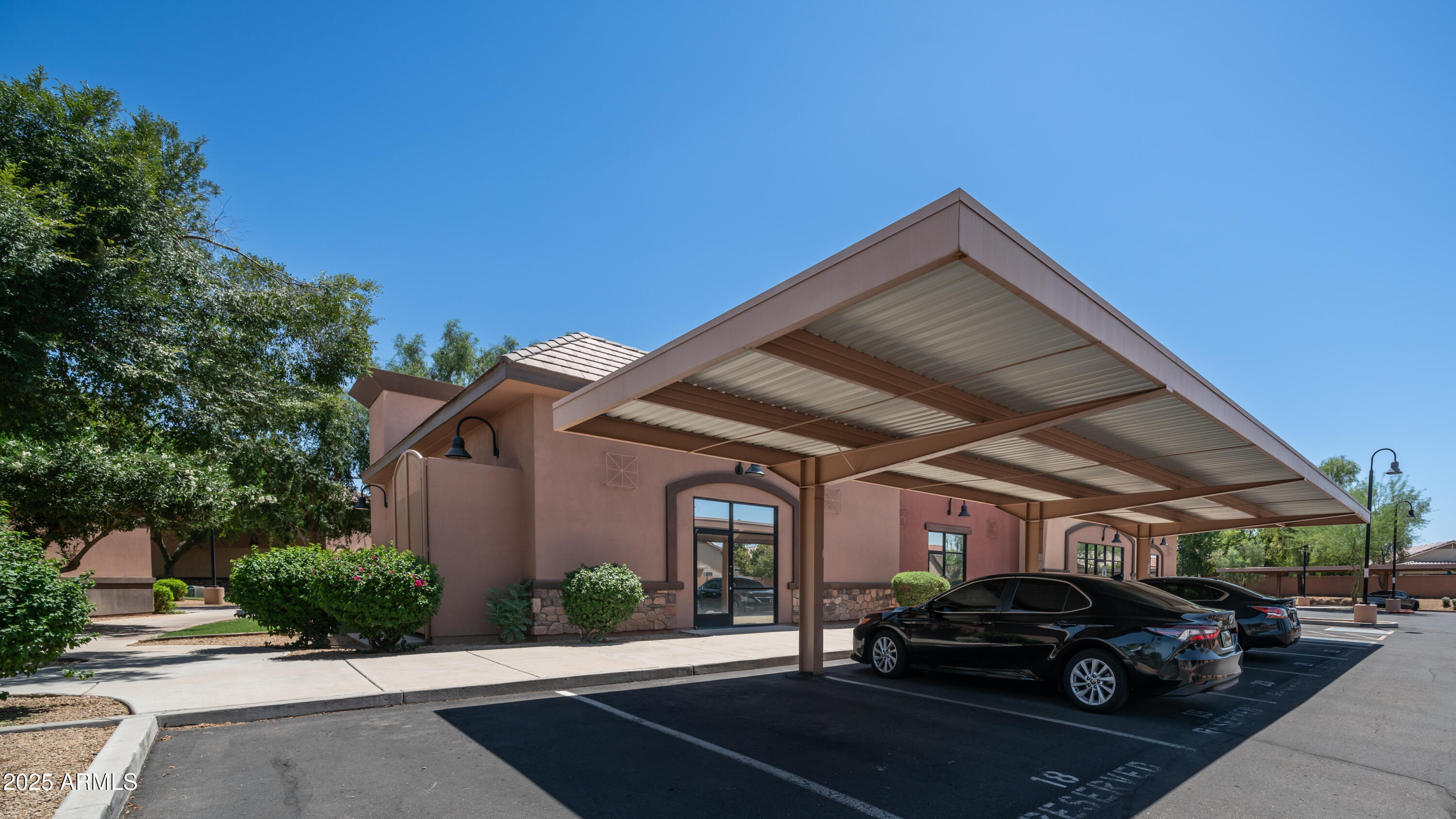 COTTONWOOD PLAZA CONDOMINIUM - Commercial Sale