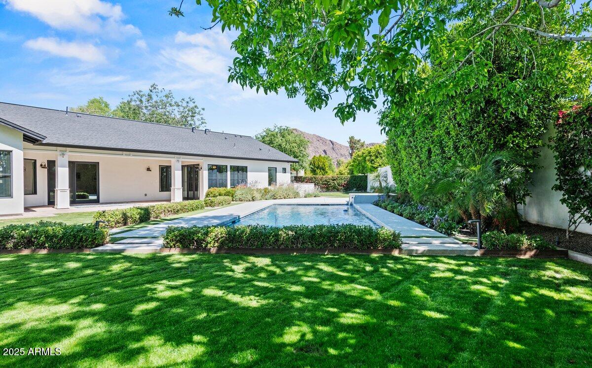 WHITWOOD 3 - Residential