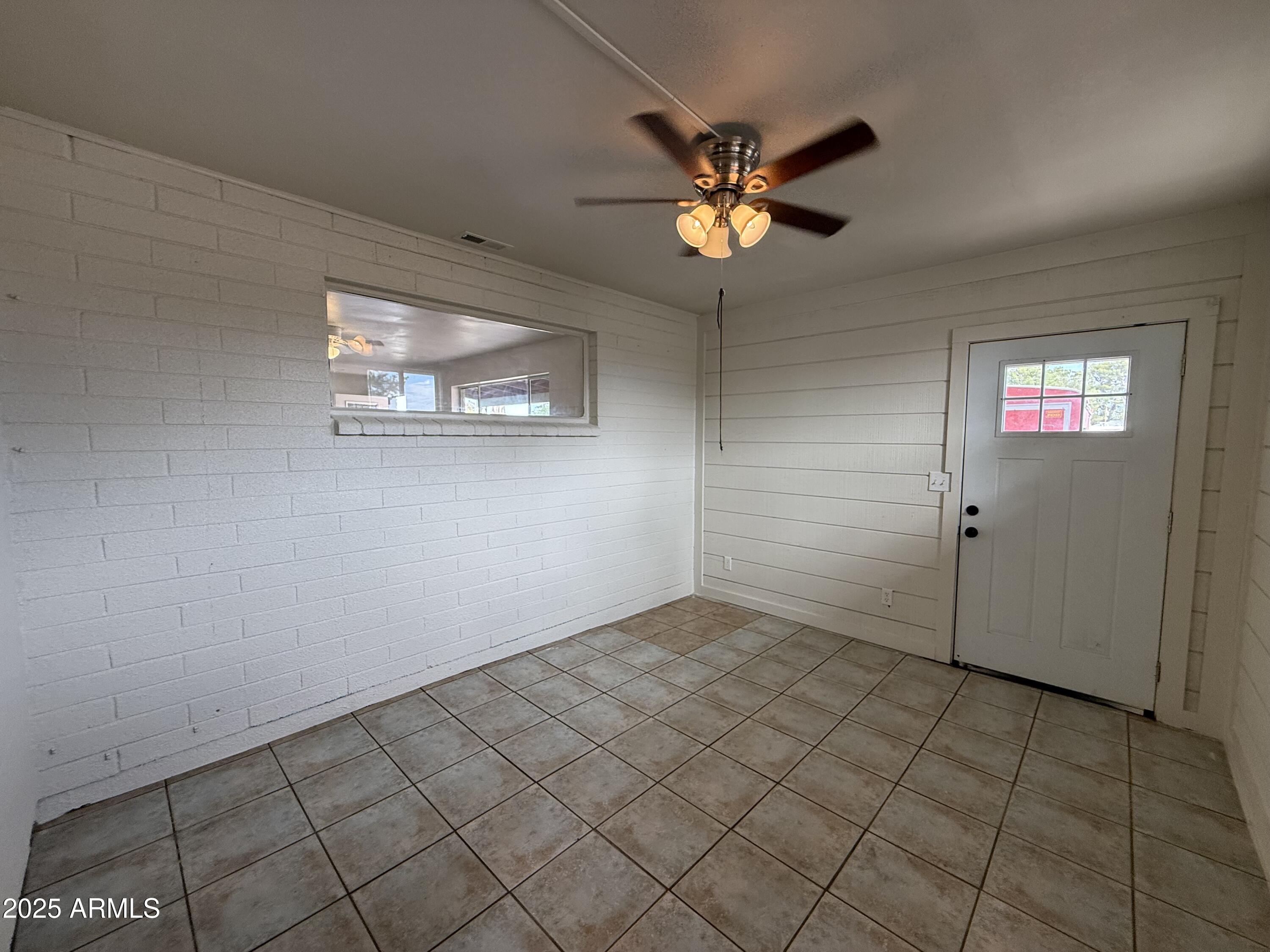 GARDEN CANYON 3 - Residential