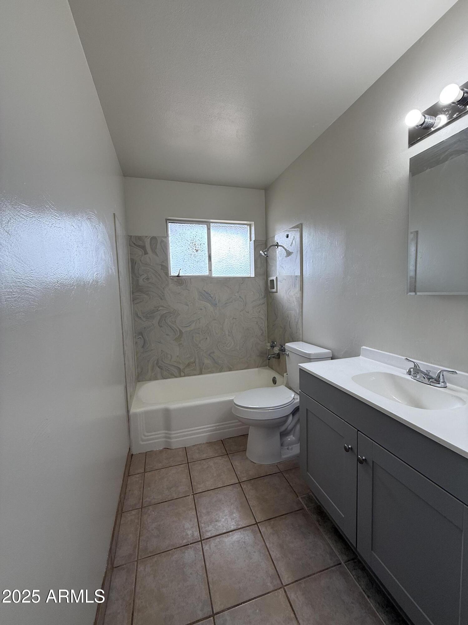 GARDEN CANYON 3 - Residential