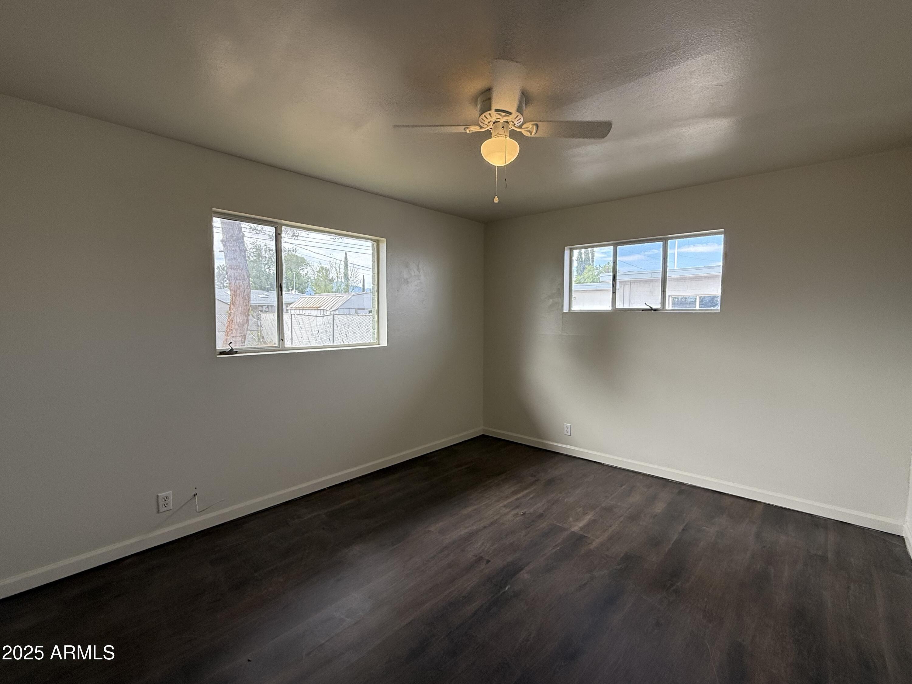 GARDEN CANYON 3 - Residential