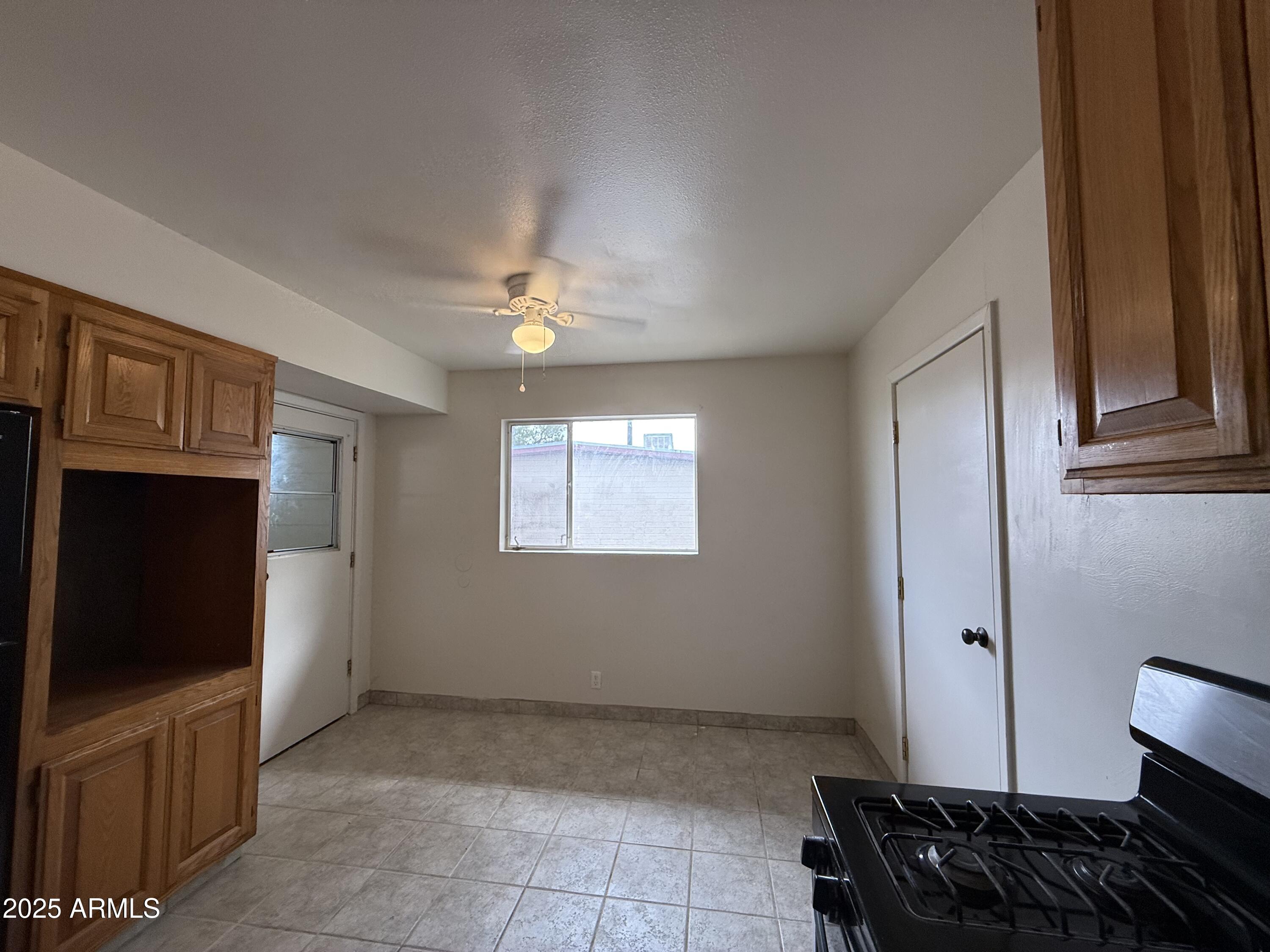 GARDEN CANYON 3 - Residential